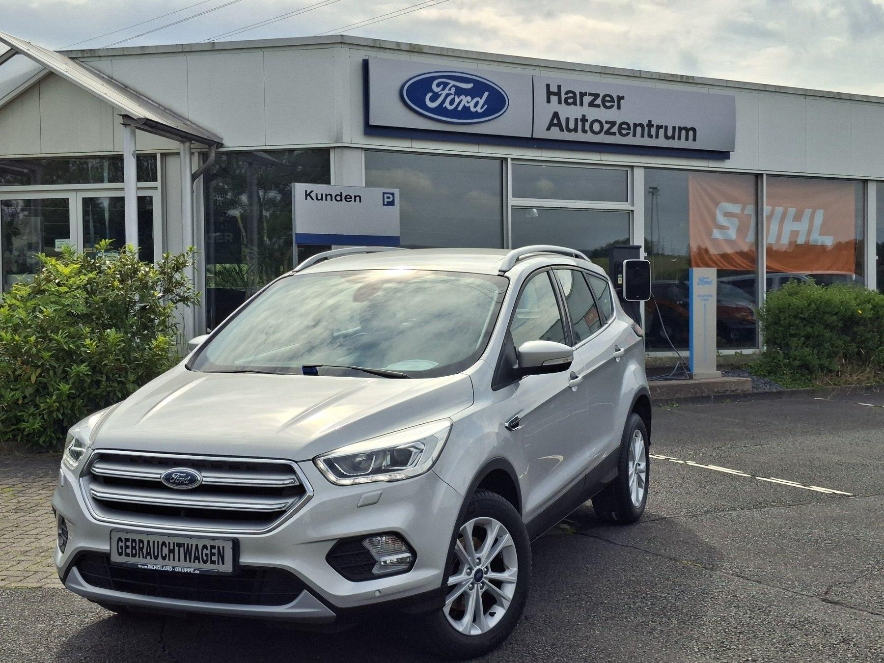 FORD TITANIUM 1,5L 150PS M6