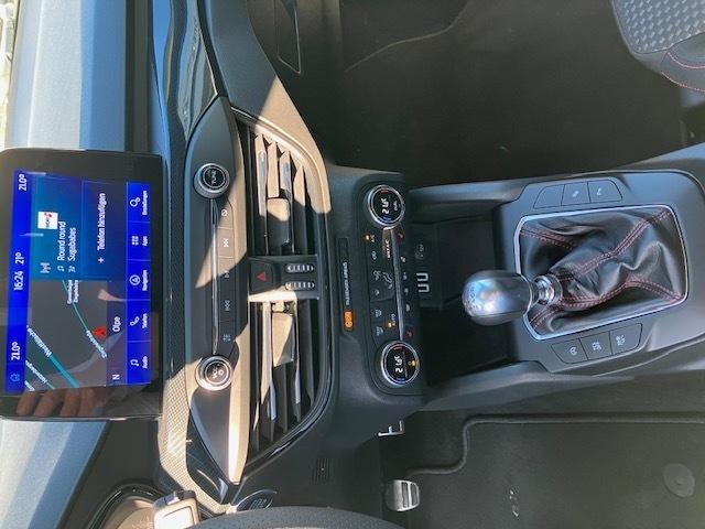 FORD ST-LINE 1.0L EB 125PS FORD ST-LINE 1.0L EB 125PS