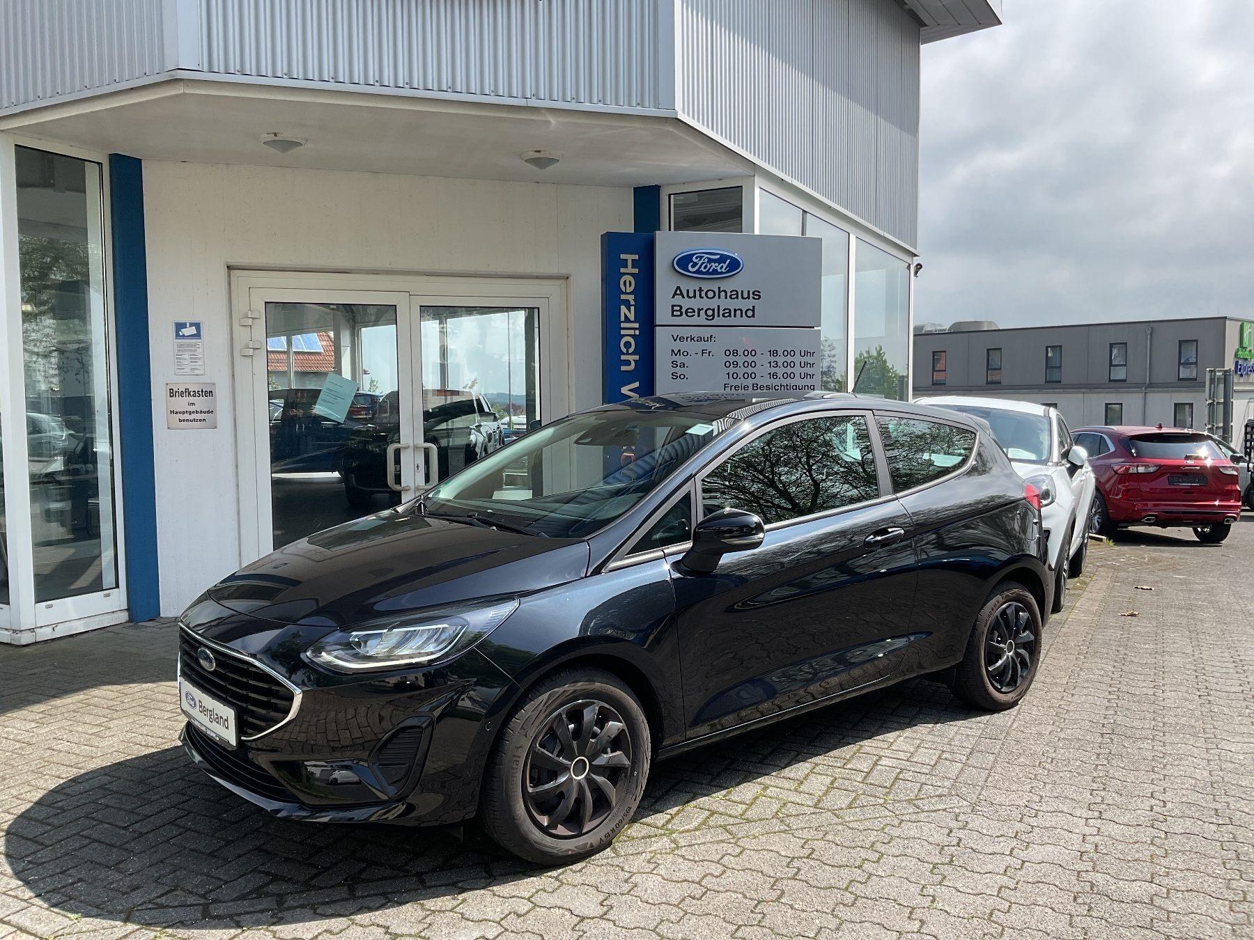 FORD Cool & Connect 3-türig