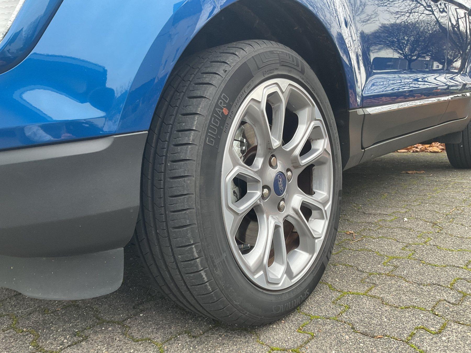 FORD Titanium *Ke*LM*PDC*RFK*NAVI*SHZ*GRA* FORD Titanium *Ke*LM*PDC*RFK*NAVI*SHZ*GRA*