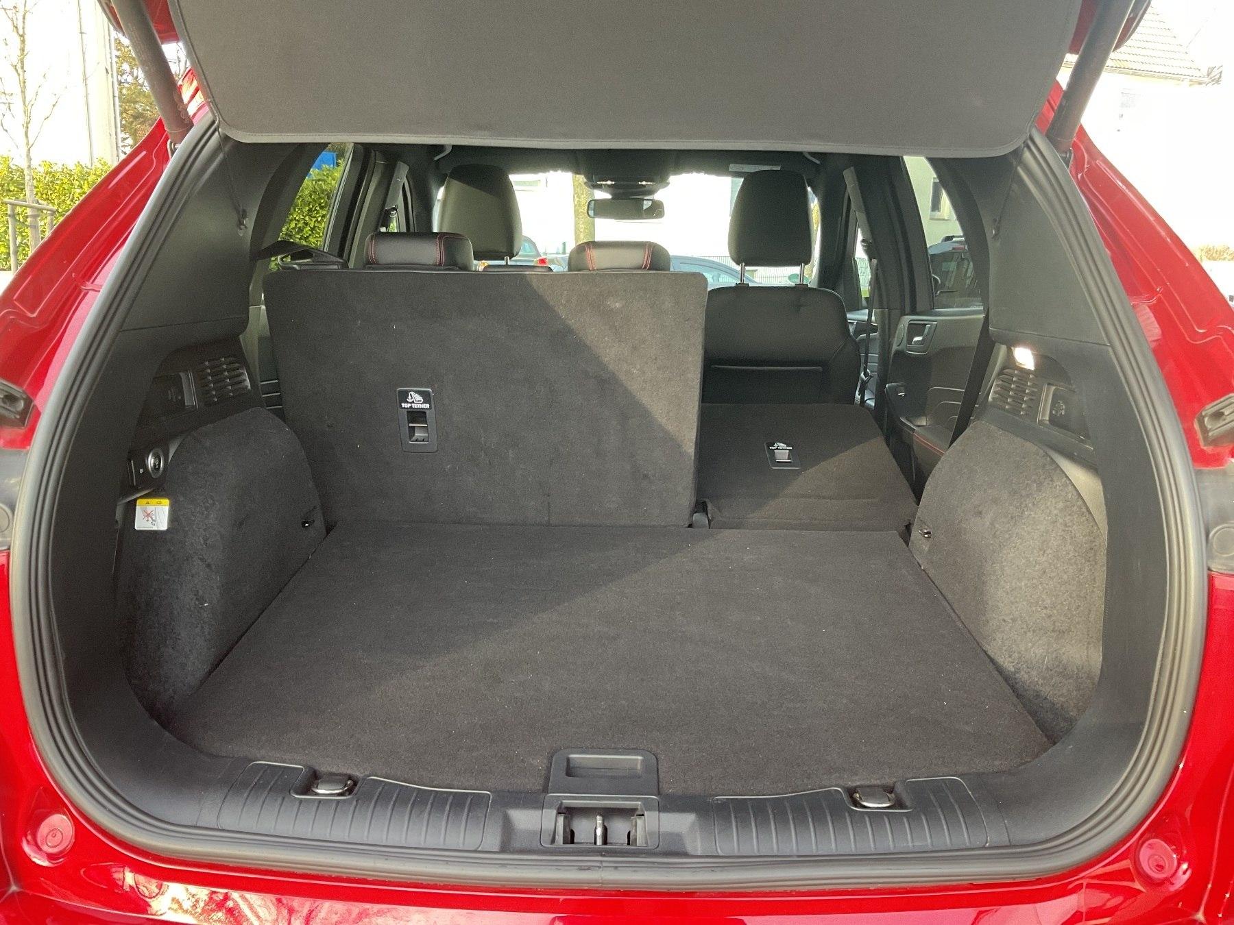 FORD ST-Line X PHEV *LED*B&O*AHK*SHZ*NAVI*RFK* FORD ST-Line X PHEV *LED*B&O*AHK*SHZ*NAVI*RFK*