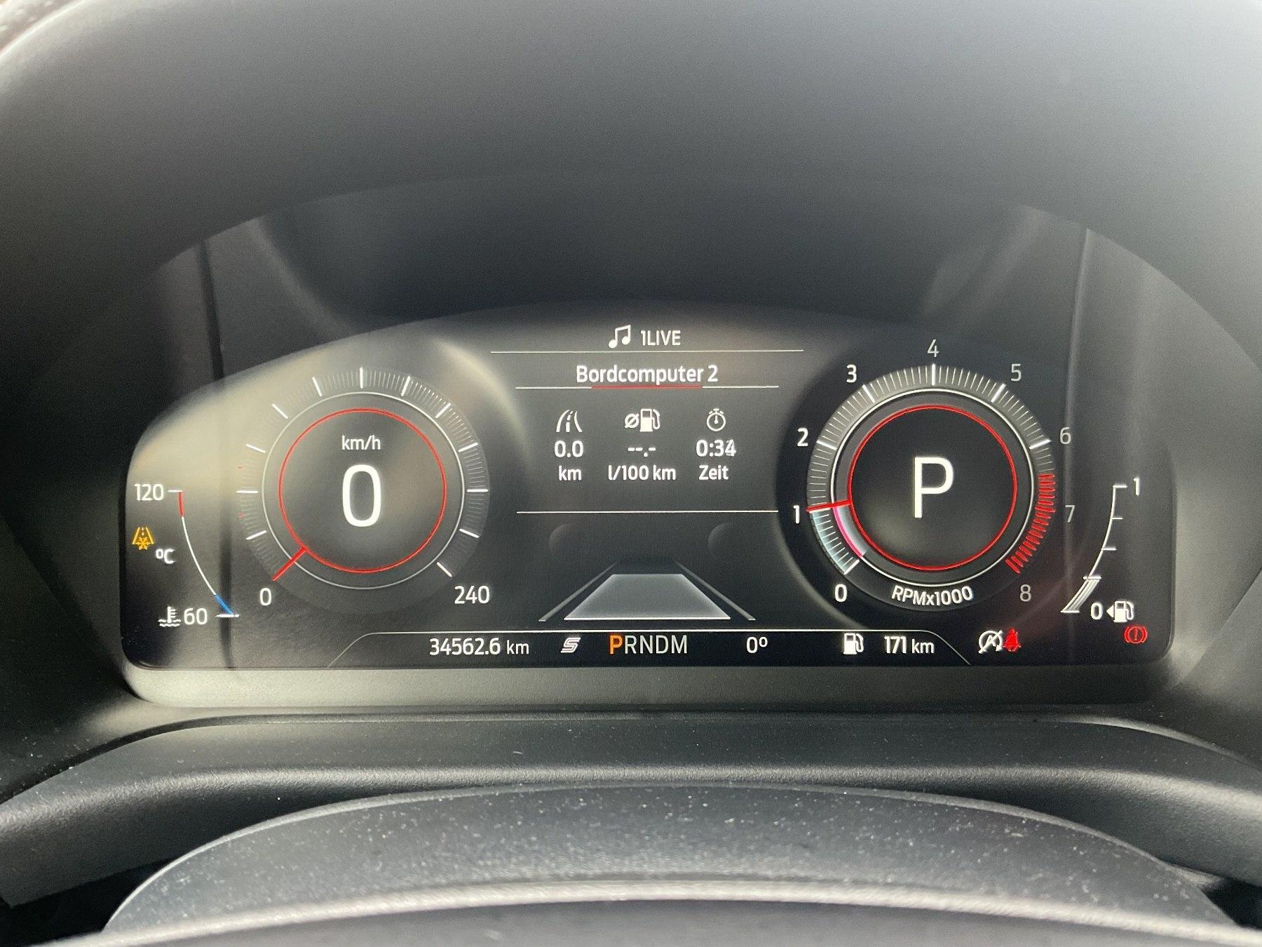 FORD ST-Line X MHEV *LED*SHZ*Ke*iACC*RFK*PDC*B&O FORD ST-Line X MHEV *LED*SHZ*Ke*iACC*RFK*PDC*B&O