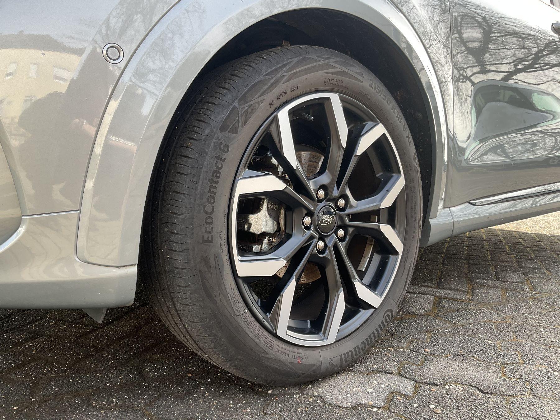 FORD ST-Line X MHEV *LED*SHZ*Ke*iACC*RFK*PDC*B&O FORD ST-Line X MHEV *LED*SHZ*Ke*iACC*RFK*PDC*B&O