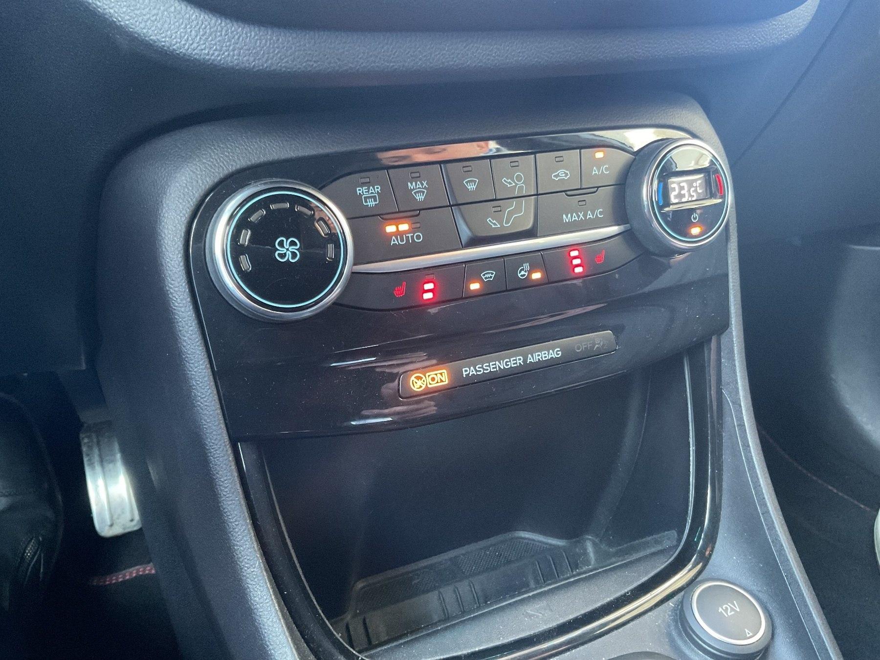 FORD ST-Line MHEV Automatik *LED*SHZ*PDC*NAVI*Ke FORD ST-Line MHEV Automatik *LED*SHZ*PDC*NAVI*Ke