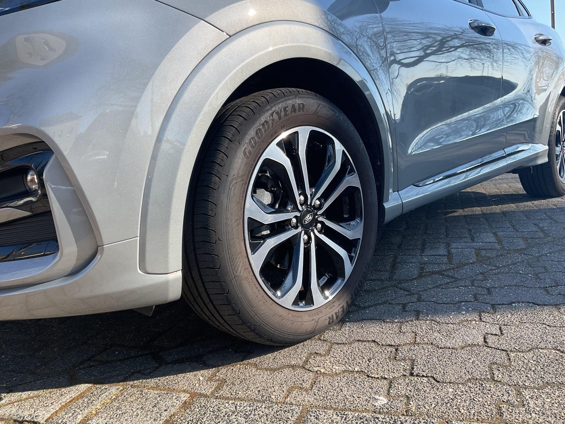 FORD ST-Line MHEV Automatik *LED*SHZ*PDC*NAVI*Ke FORD ST-Line MHEV Automatik *LED*SHZ*PDC*NAVI*Ke