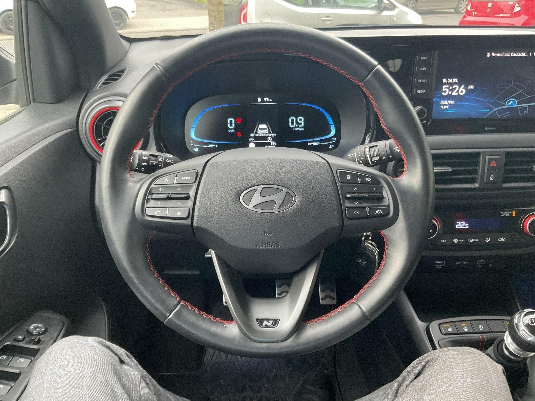 HYUNDAI N-Line 100PS *NAVI*RFK*PDC*SHZ*Ke*LM*GRA* HYUNDAI N-Line 100PS *NAVI*RFK*PDC*SHZ*Ke*LM*GRA*