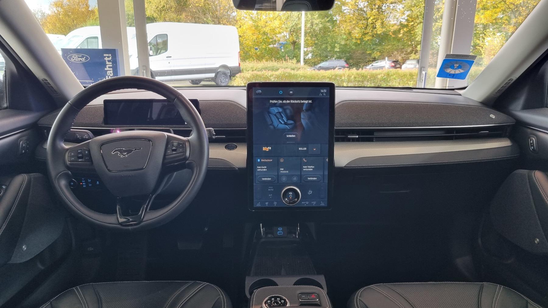 FORD BASE 294PS RWD - MY 2022.25 FORD BASE 294PS RWD - MY 2022.25