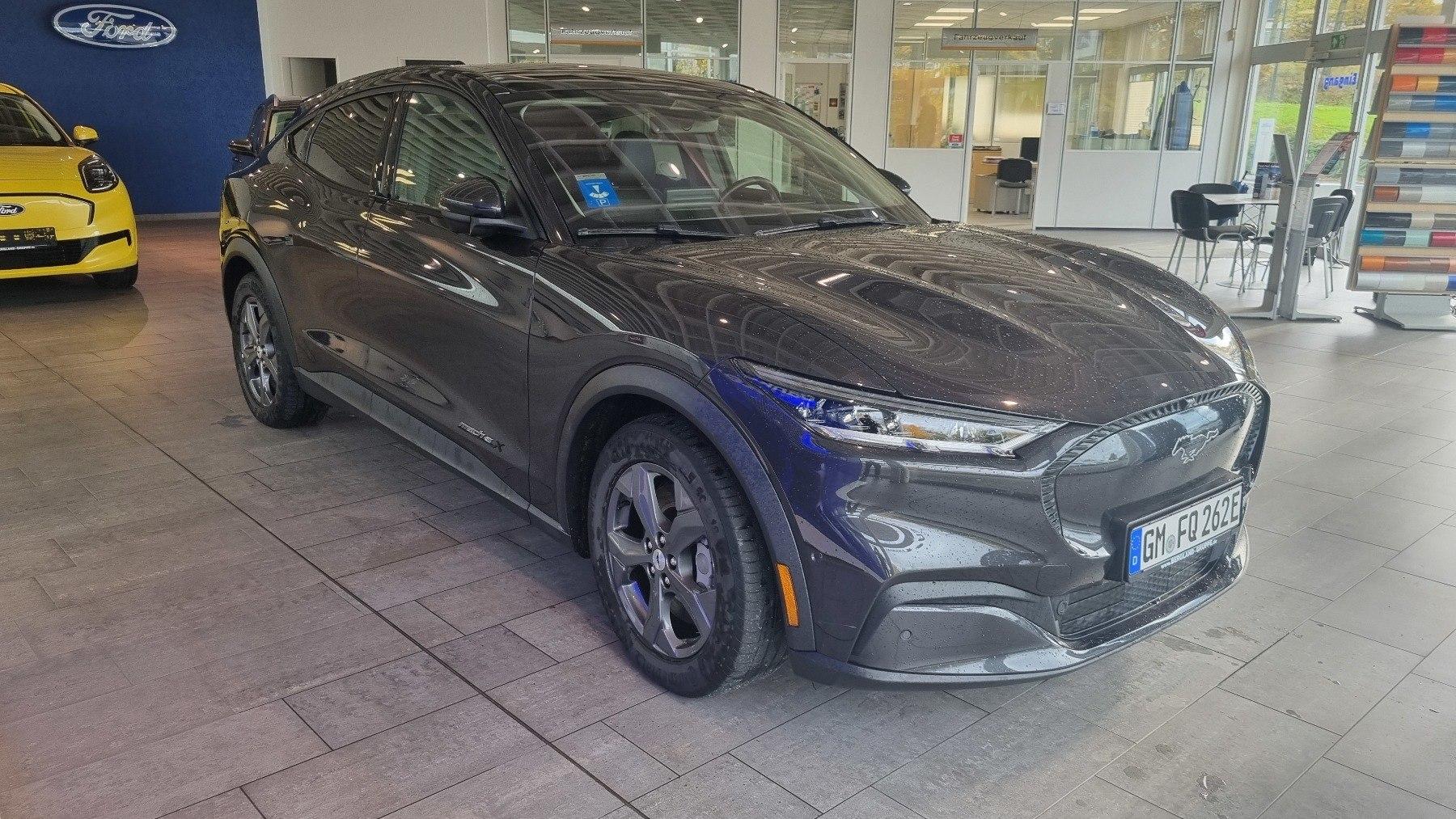 FORD BASE 294PS RWD - MY 2022.25 FORD BASE 294PS RWD - MY 2022.25