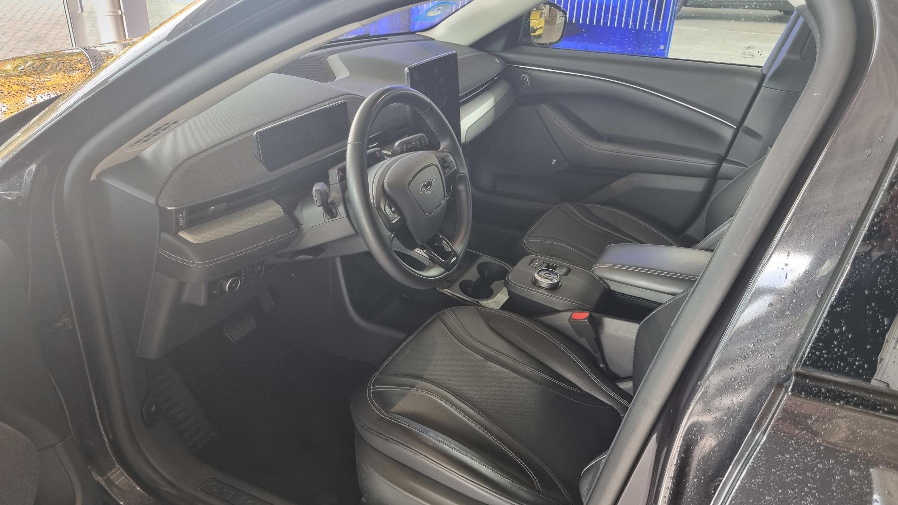 FORD BASE 294PS RWD - MY 2022.25 FORD BASE 294PS RWD - MY 2022.25