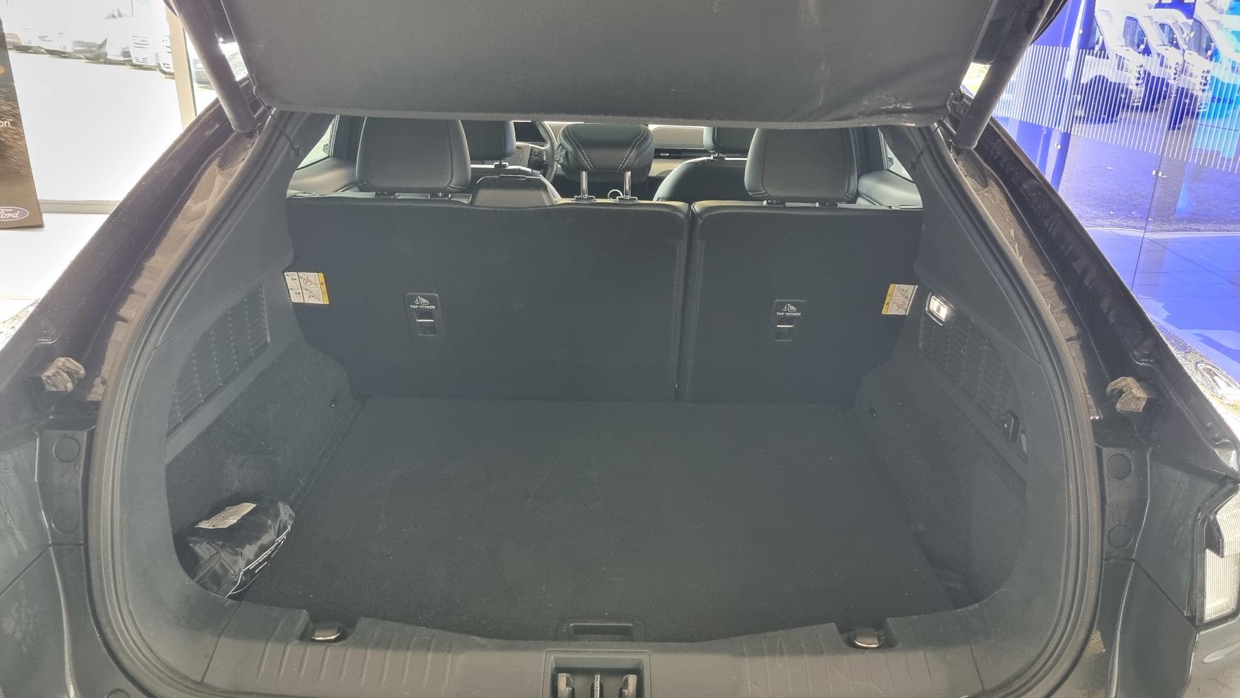 FORD BASE 294PS RWD - MY 2022.25 FORD BASE 294PS RWD - MY 2022.25