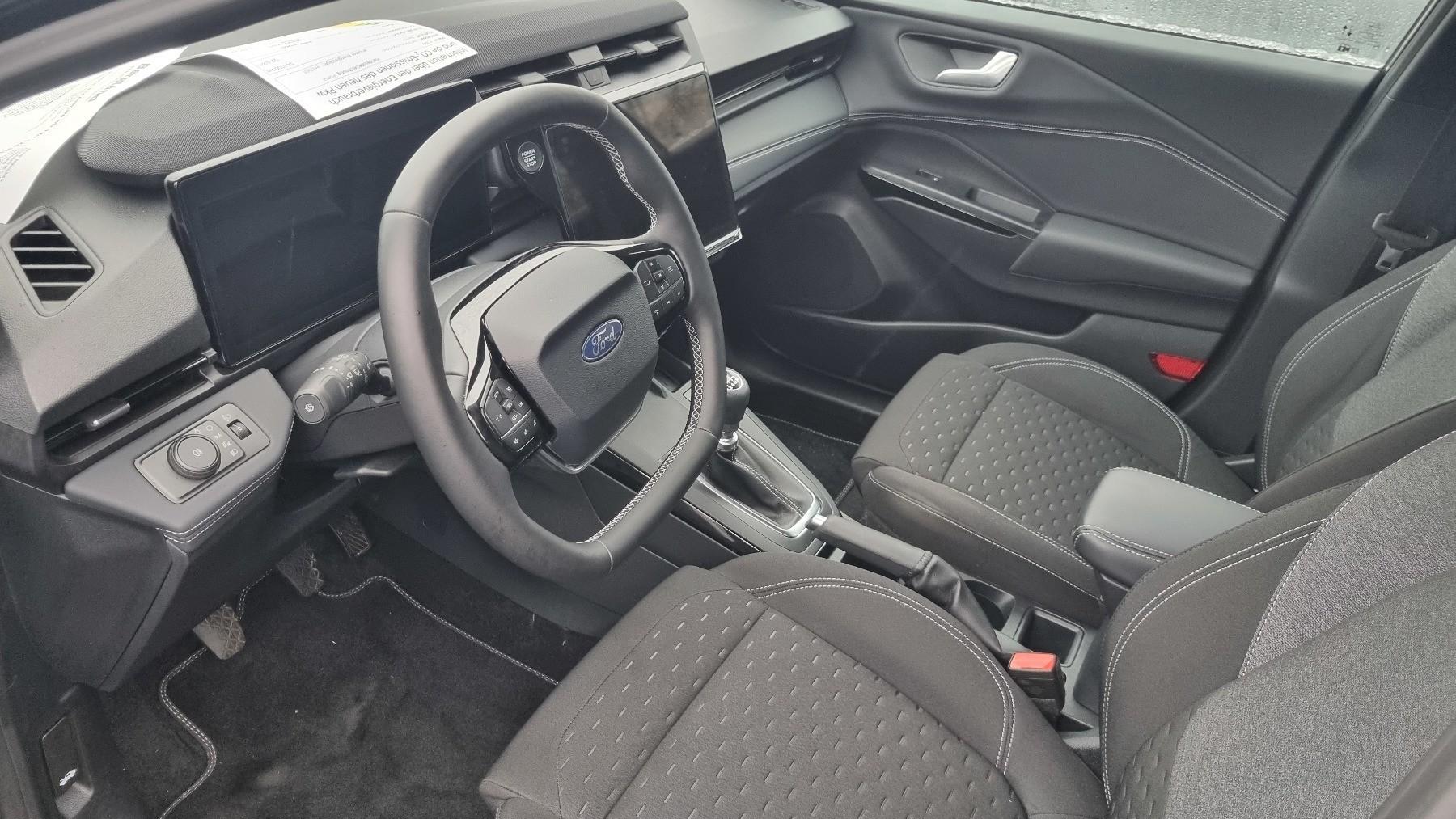 FORD TITANIUM 5D 1.0T 125 MHEV M6 FWD FORD TITANIUM 5D 1.0T 125 MHEV M6 FWD