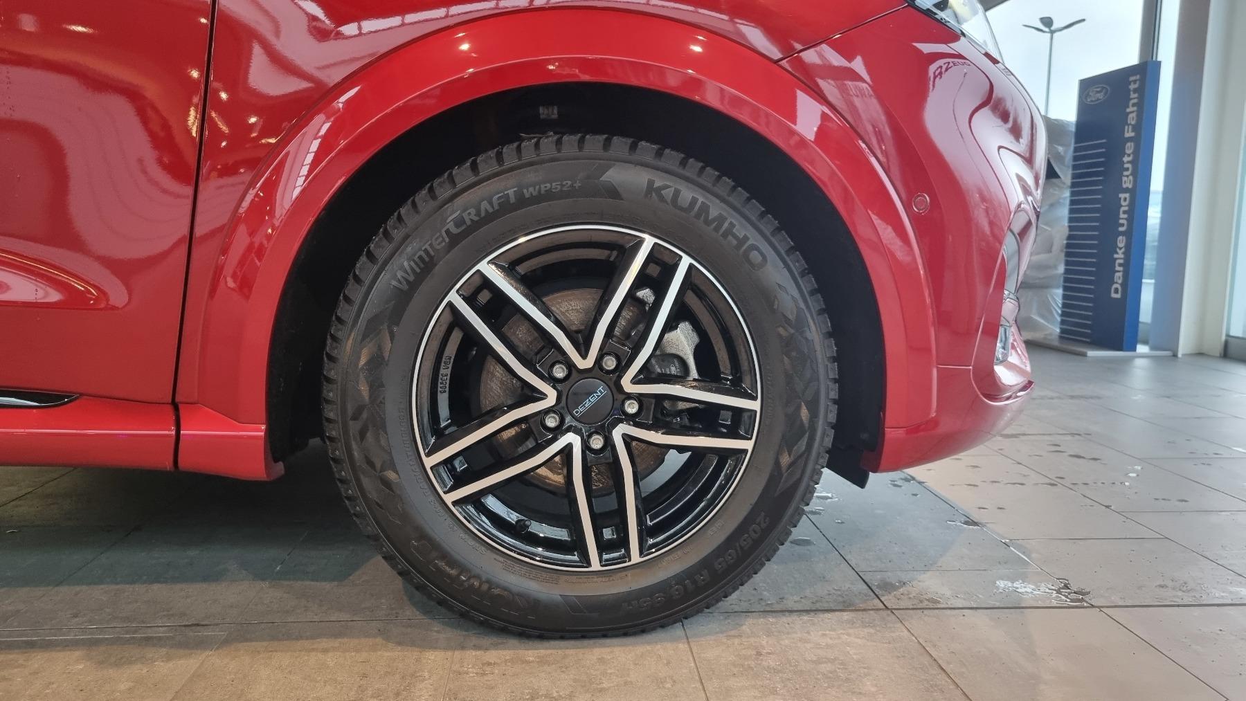 FORD ST-LINE X 1.0L MHEV 125PS M6 FORD ST-LINE X 1.0L MHEV 125PS M6