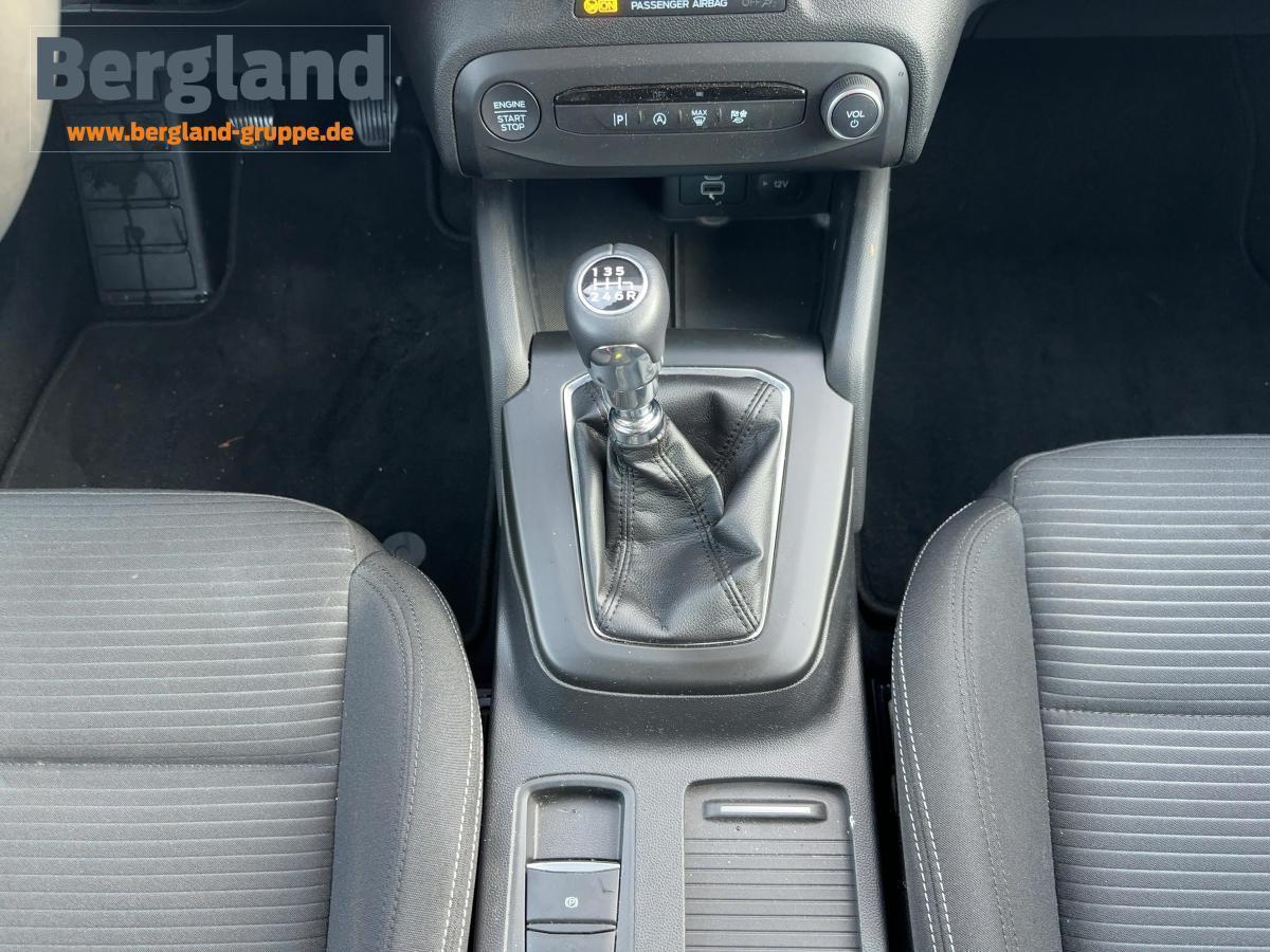 FORD TITANIUM 1.0L 125PS FORD TITANIUM 1.0L 125PS