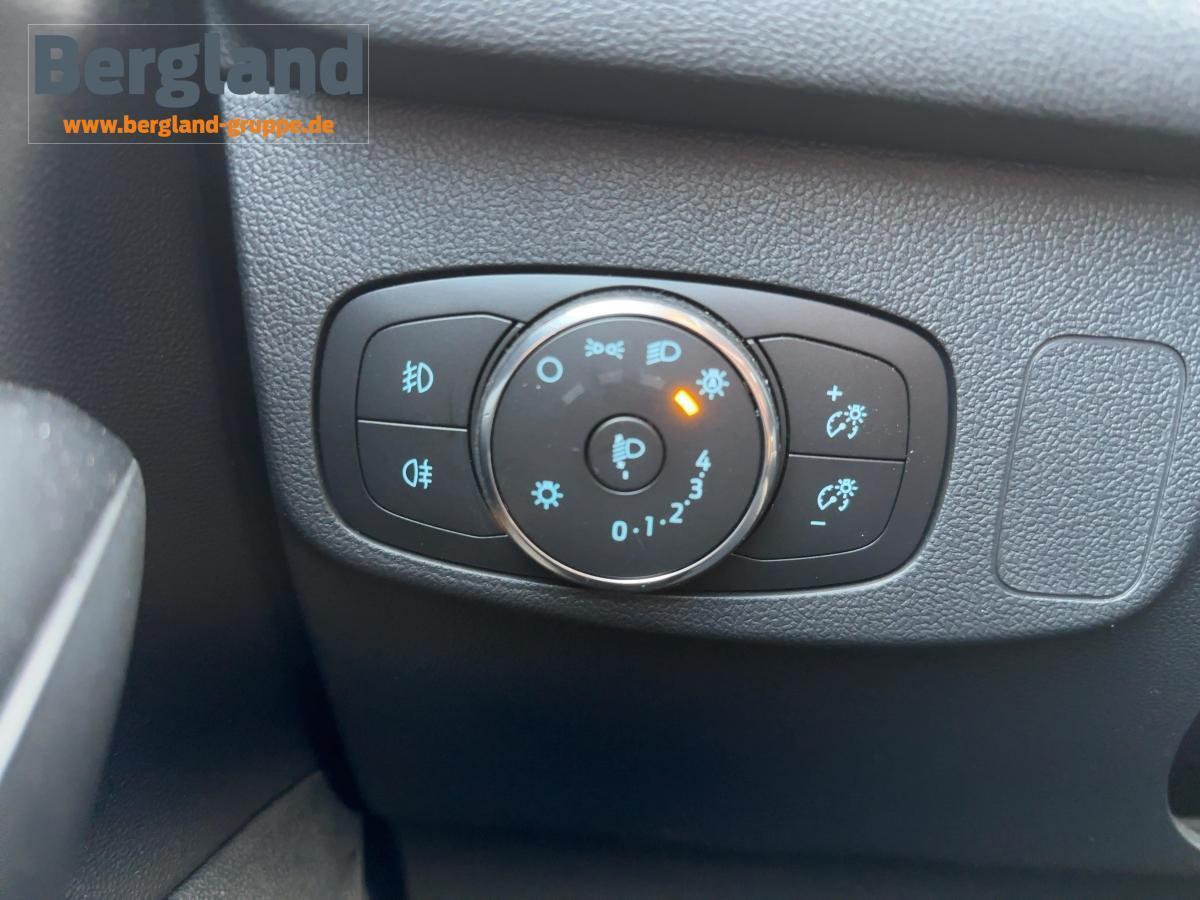 FORD TITANIUM 1.0L 125PS FORD TITANIUM 1.0L 125PS