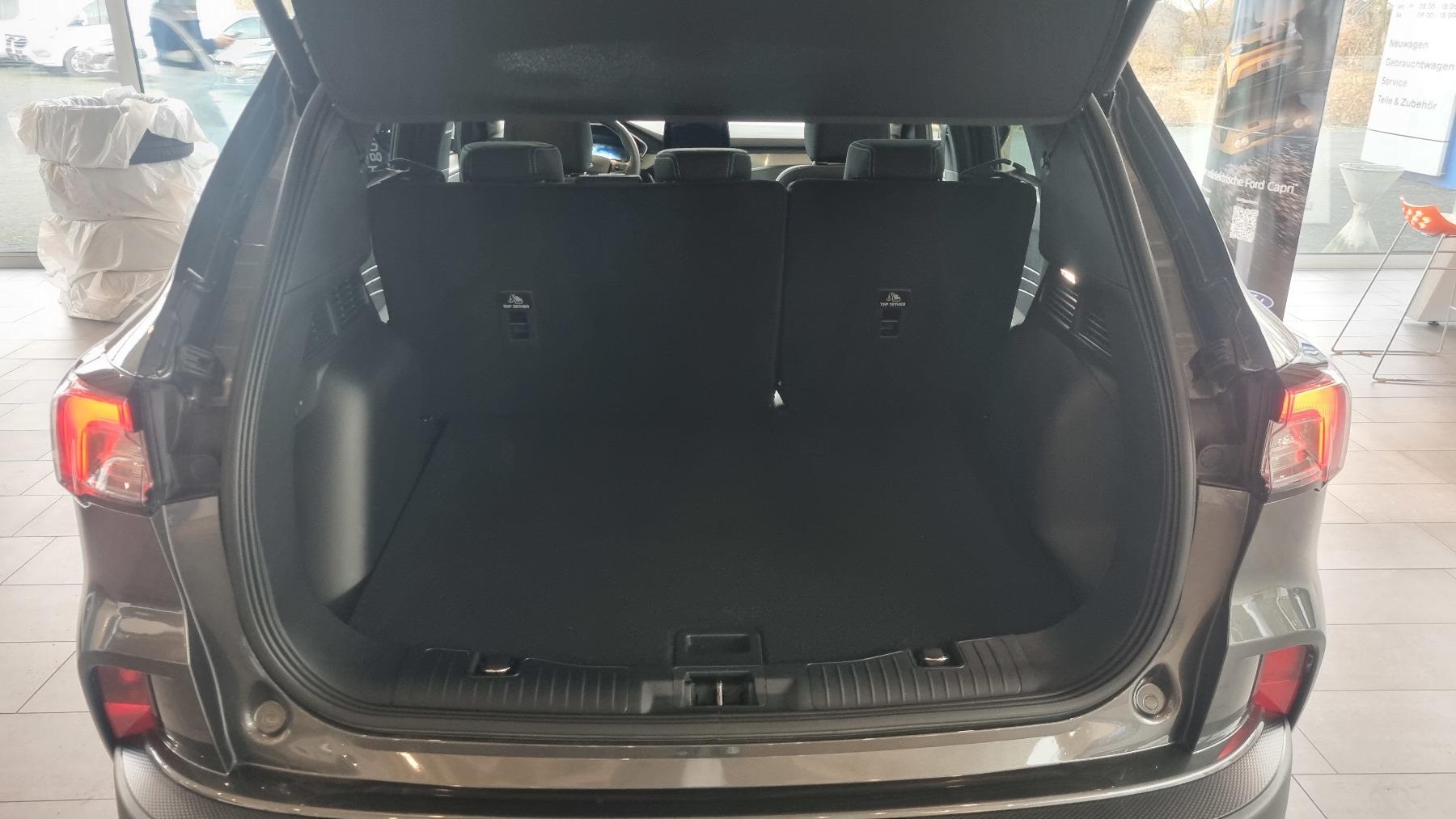 FORD TITANIUM 2.0TD ECOBLUE 120PS AT FORD TITANIUM 2.0TD ECOBLUE 120PS AT