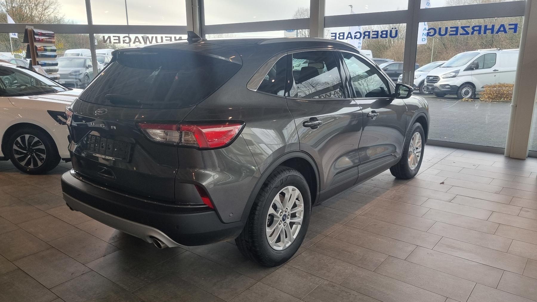 FORD TITANIUM 2.0TD ECOBLUE 120PS AT FORD TITANIUM 2.0TD ECOBLUE 120PS AT