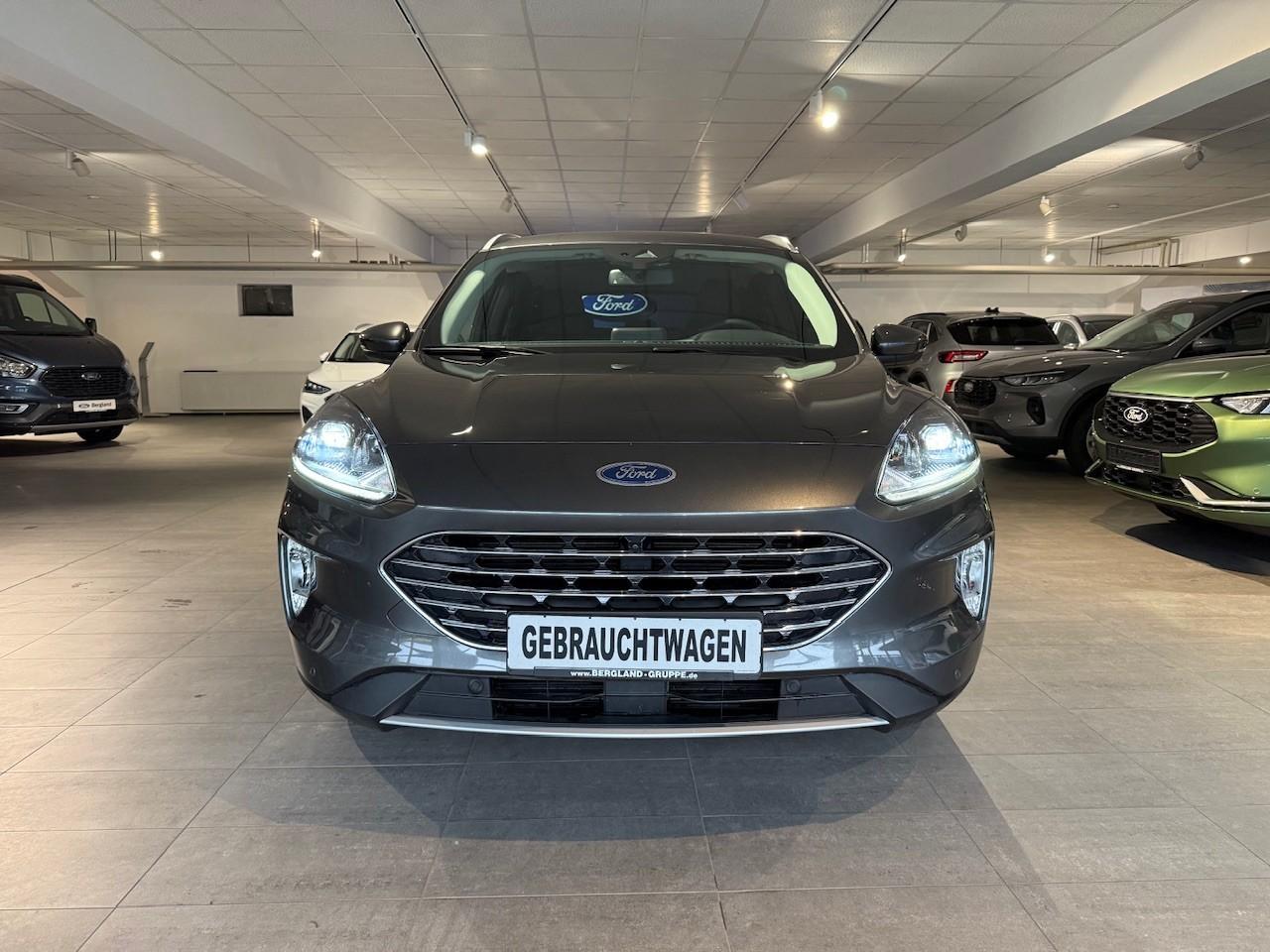 FORD TITANIUM 2.0l ECOBLUE 120PS Automatik FORD TITANIUM 2.0l ECOBLUE 120PS Automatik