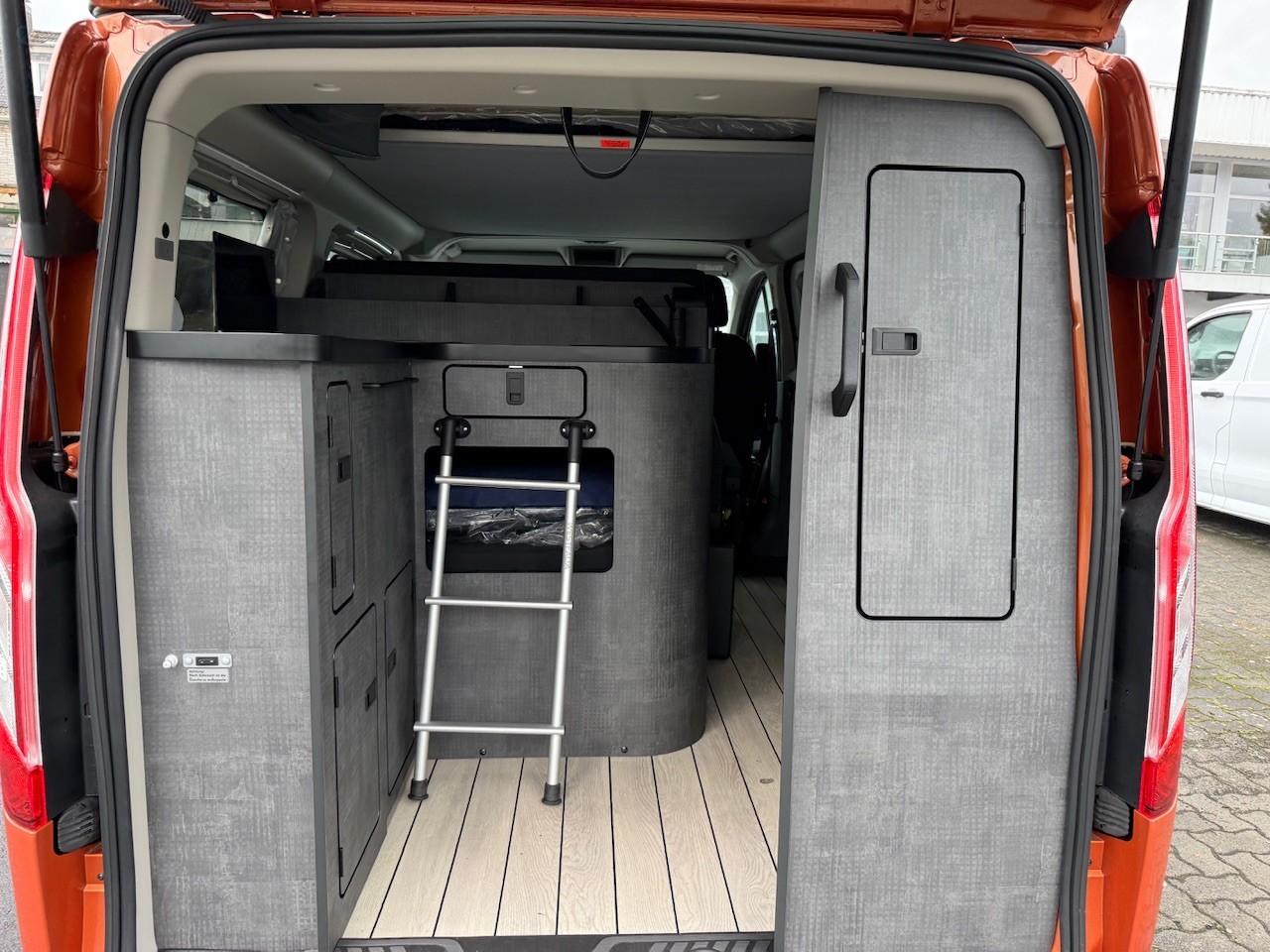 FORD 320L1 LIMITED 150PS AUFSTELLDACH FORD 320L1 LIMITED 150PS AUFSTELLDACH