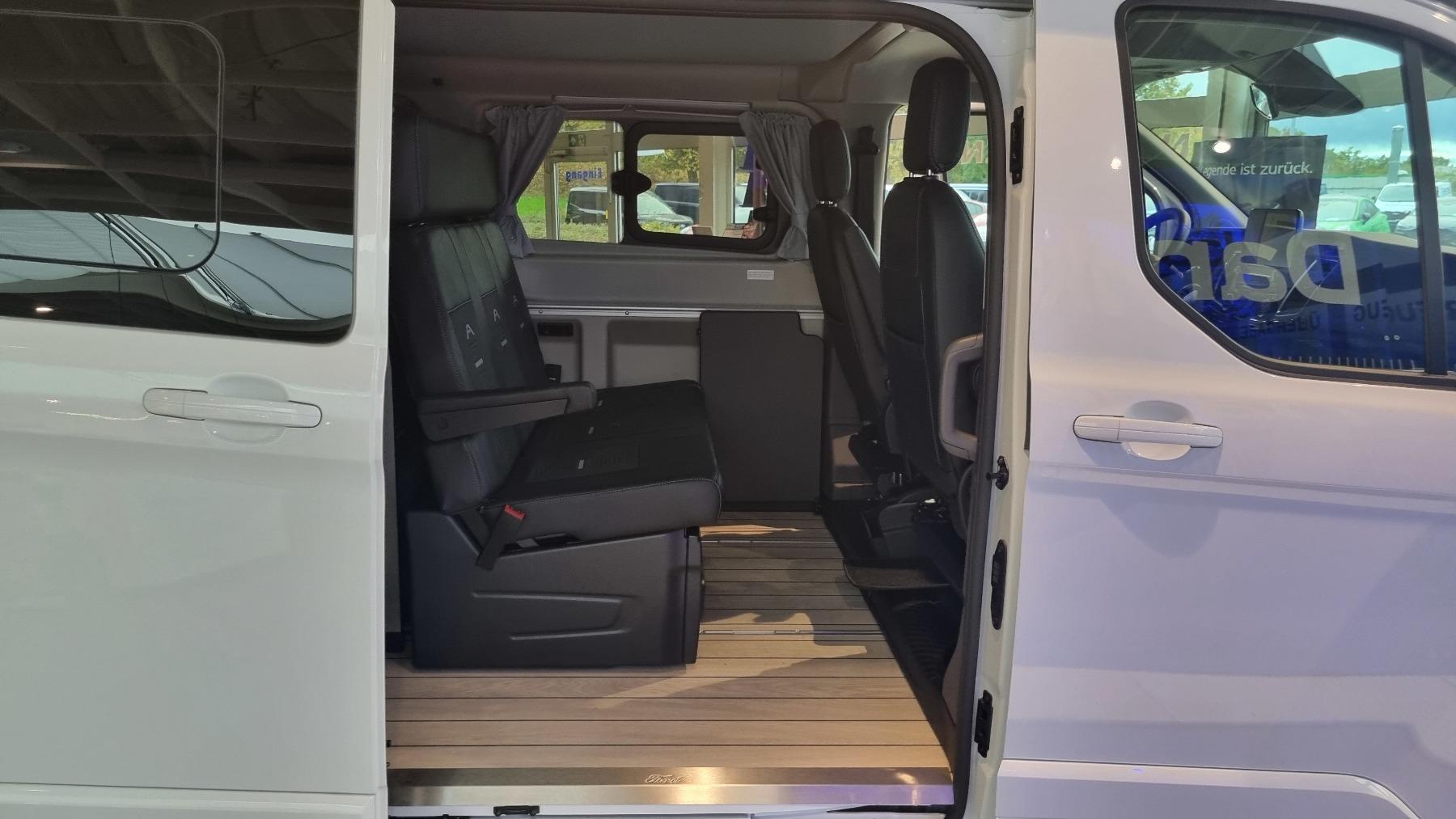 FORD KOMBI 320L1 NUGGET 150PS A6 FWD FORD KOMBI 320L1 NUGGET 150PS A6 FWD