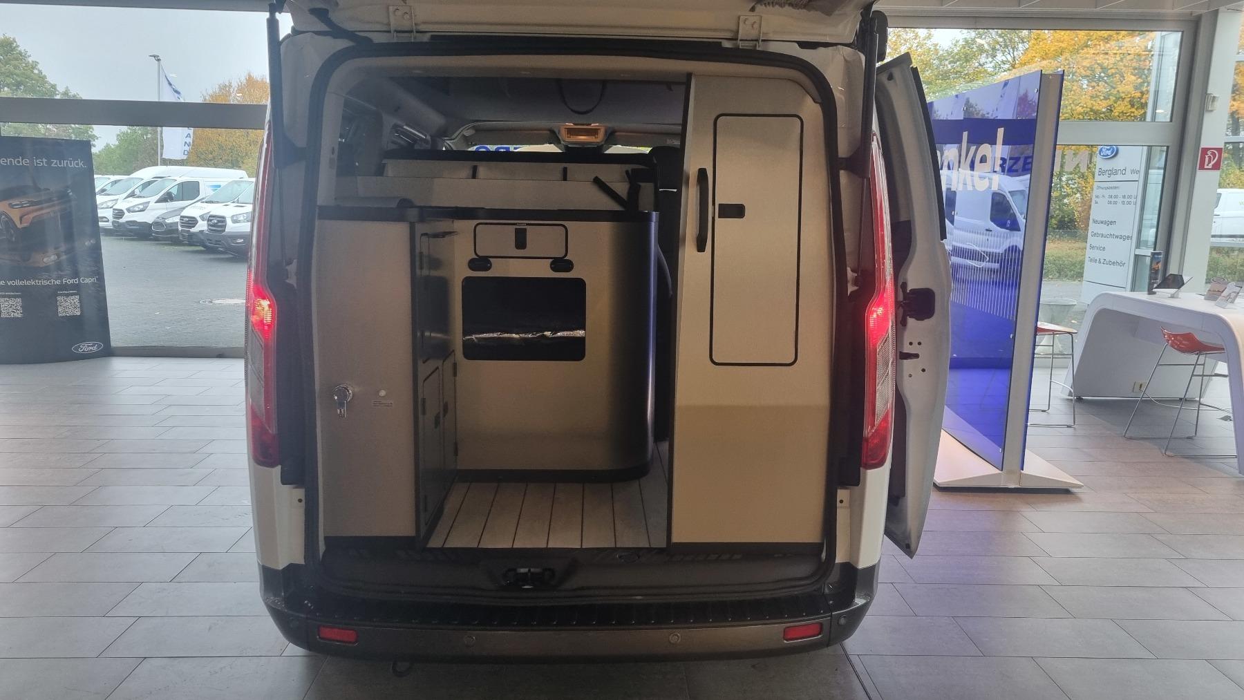 FORD KOMBI 320L1 NUGGET 150PS A6 FWD FORD KOMBI 320L1 NUGGET 150PS A6 FWD