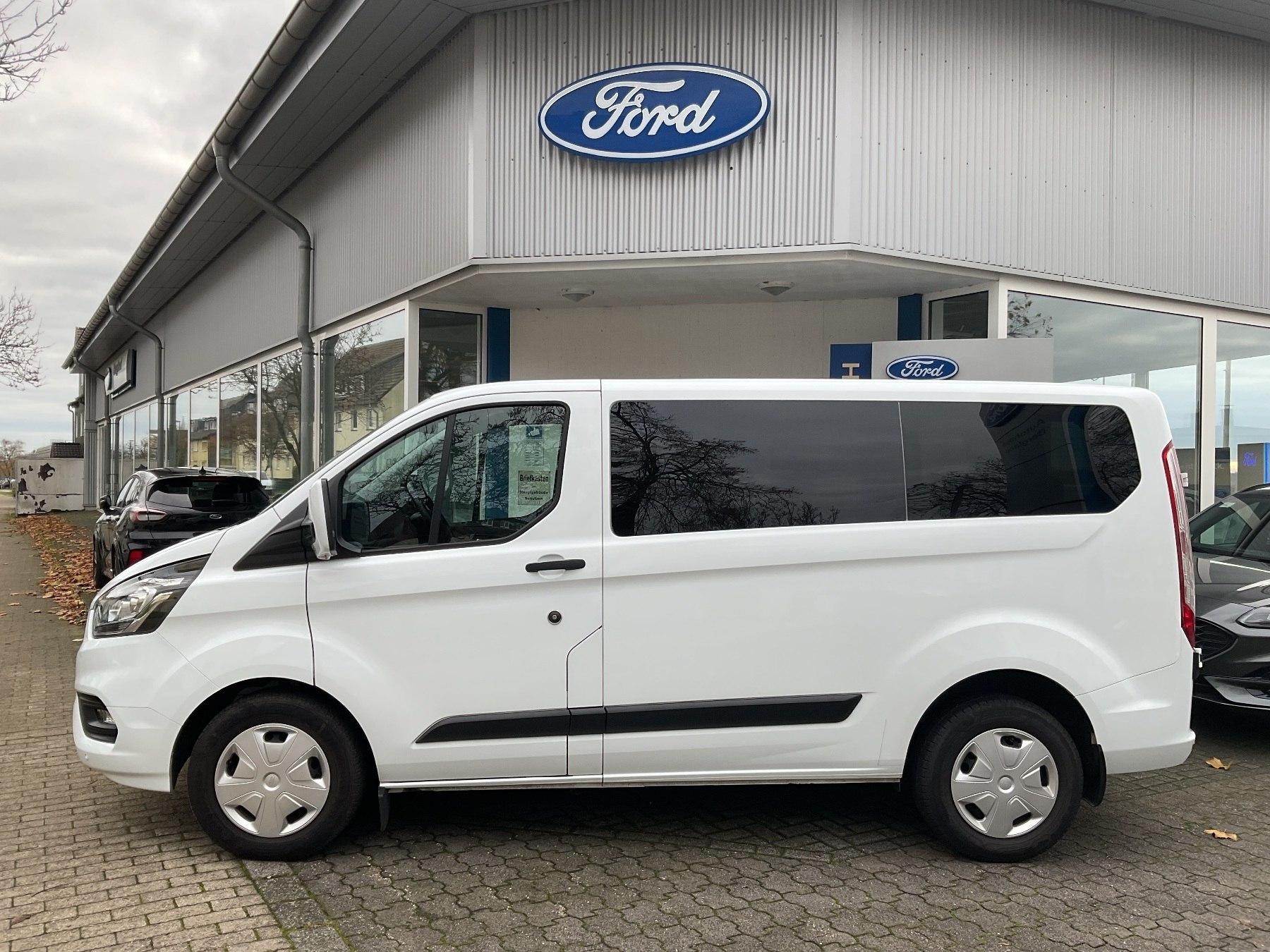 FORD 320L1 Kombi Trend 9-Sitzer AC*PDC FORD 320L1 Kombi Trend 9-Sitzer AC*PDC