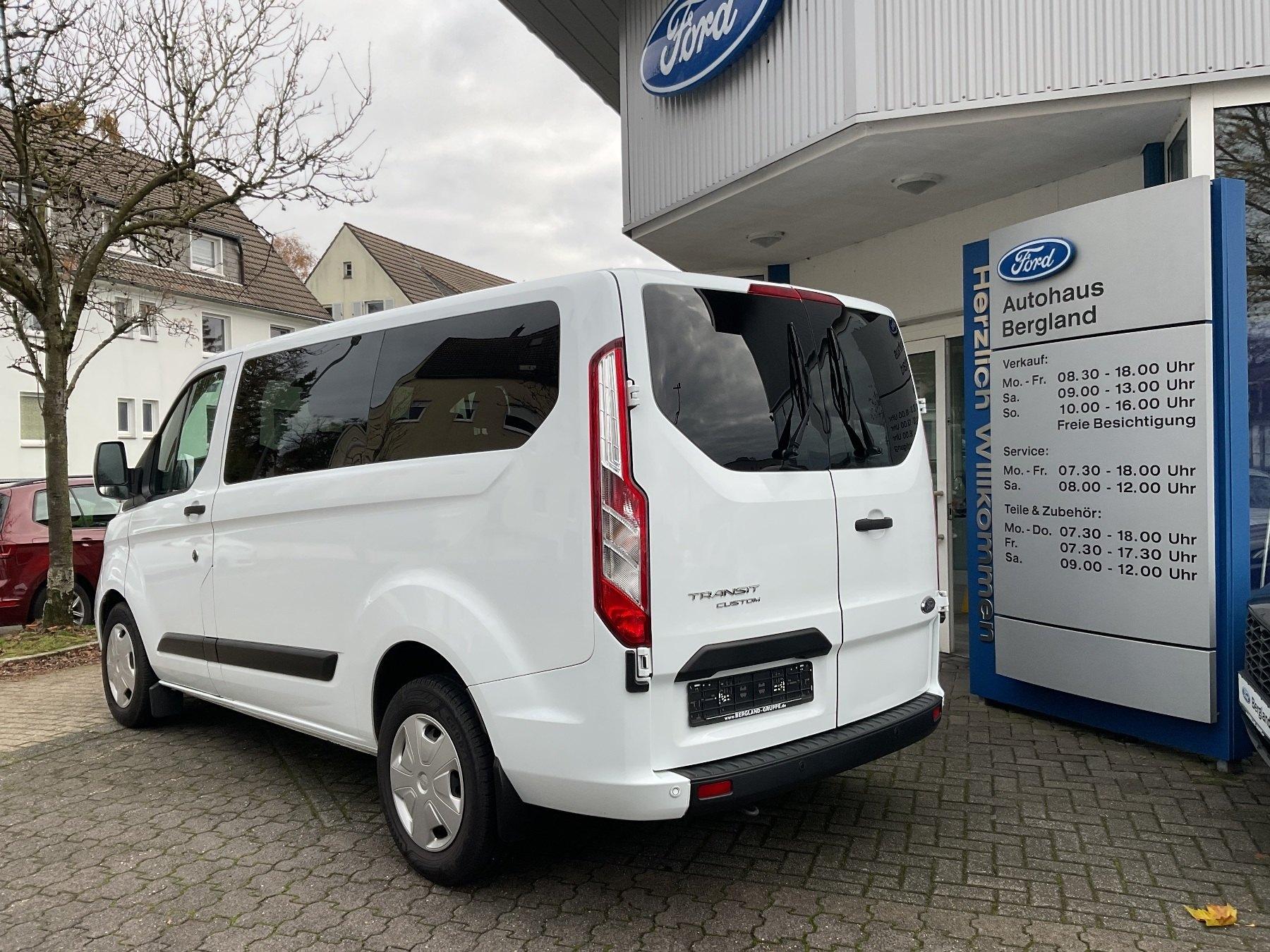 FORD 320L1 Kombi Trend 9-Sitzer AC*PDC FORD 320L1 Kombi Trend 9-Sitzer AC*PDC