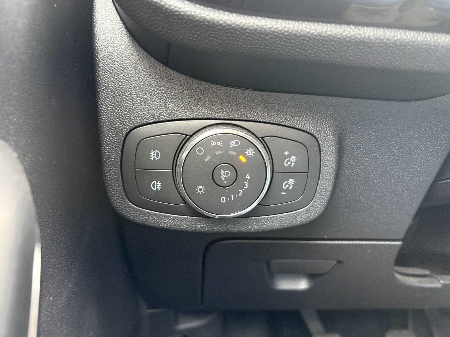 FORD Active MHEV 6-Gang FORD Active MHEV 6-Gang