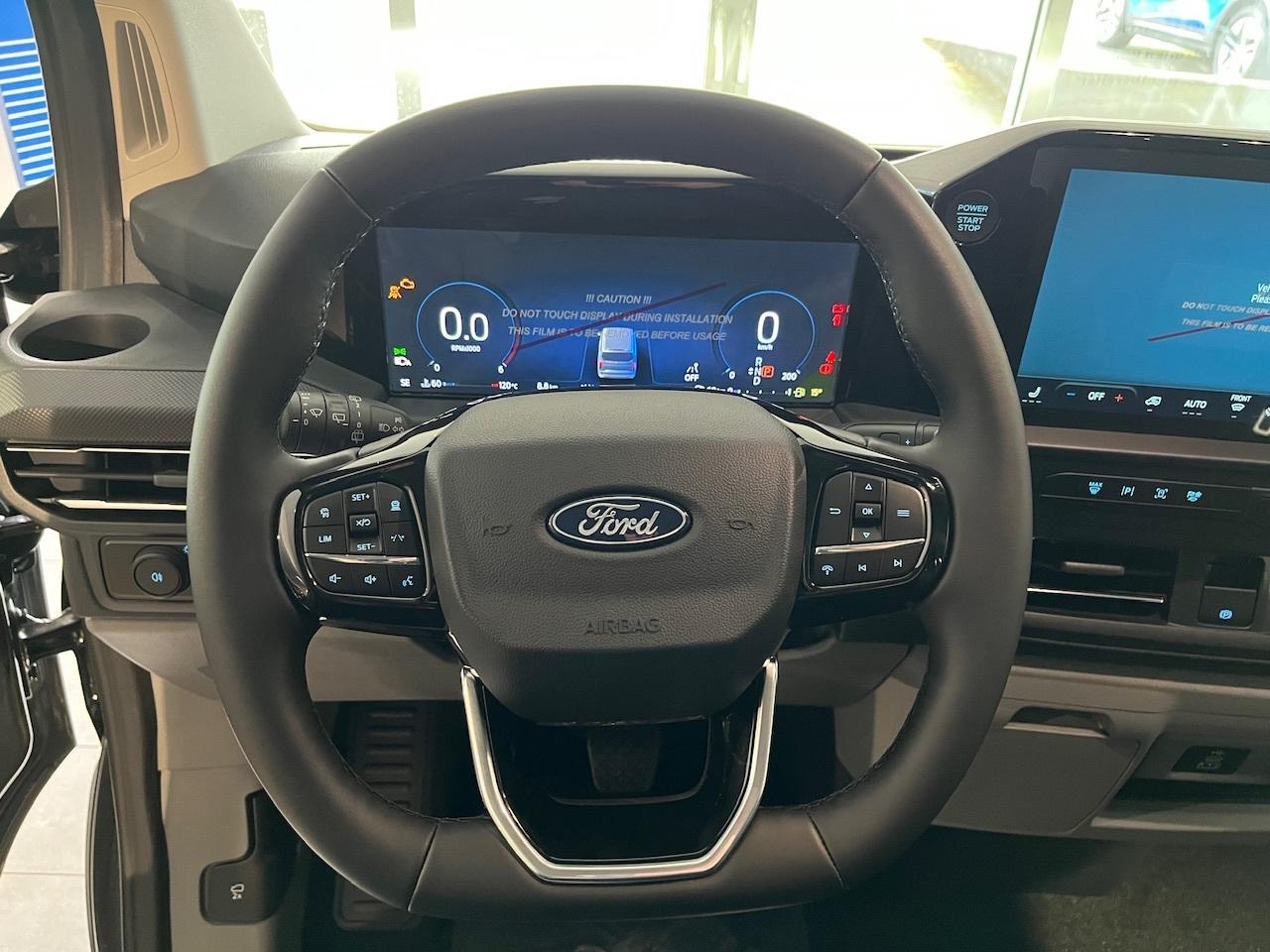 FORD KOMBI 320L2 Limited 2.0l 170PS Automatik FORD KOMBI 320L2 Limited 2.0l 170PS Automatik