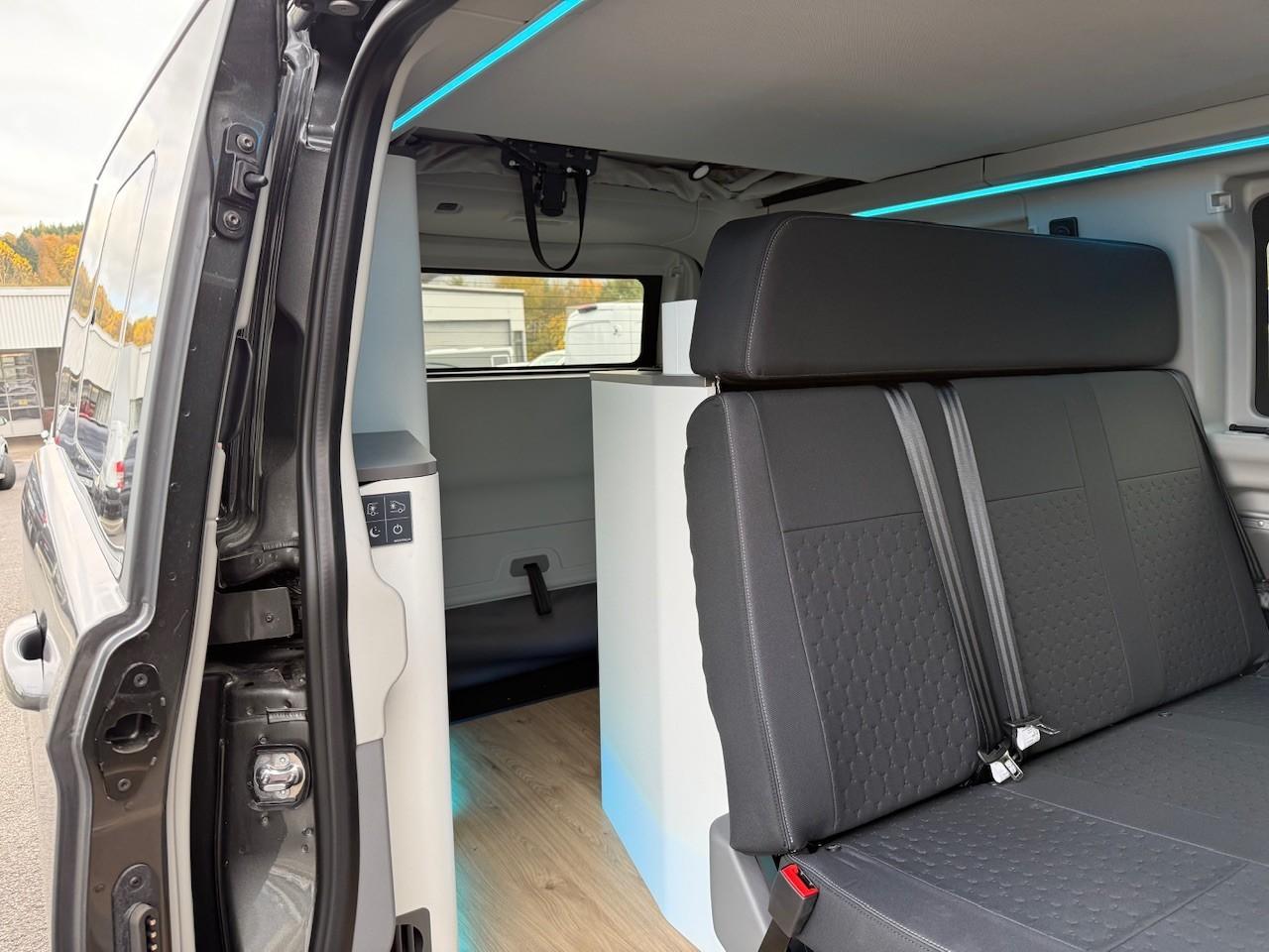 FORD 320L1 Aufstelldach 170PS Automatik FORD 320L1 Aufstelldach 170PS Automatik