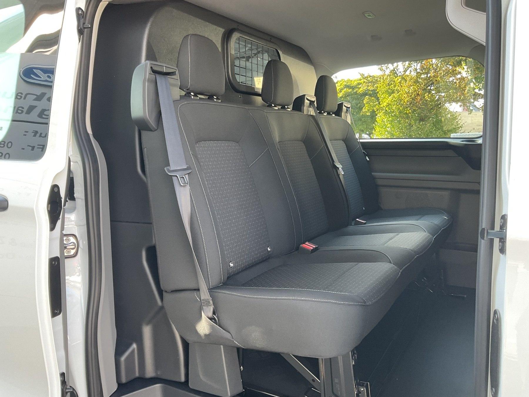 FORD 320 L2 Doppelkabine Trend *LED*Ke FORD 320 L2 Doppelkabine Trend *LED*Ke