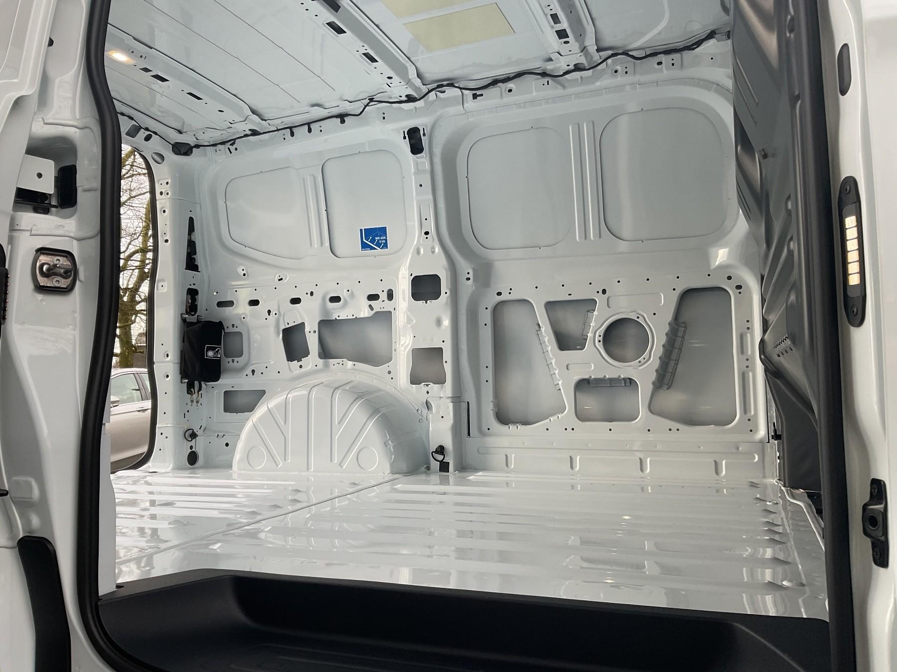 FORD 280 L1 Kastenwagen Trend *RFK*PDC FORD 280 L1 Kastenwagen Trend *RFK*PDC