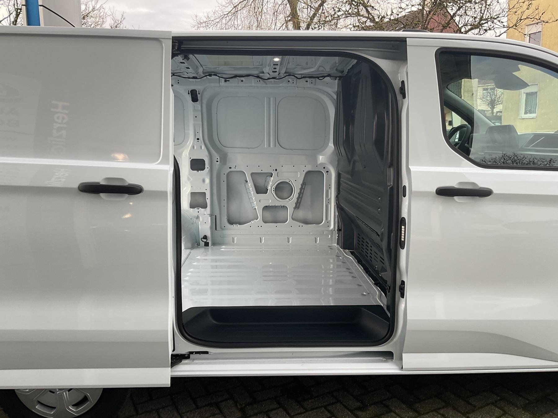 FORD 280 L1 Kastenwagen Trend *RFK*PDC FORD 280 L1 Kastenwagen Trend *RFK*PDC