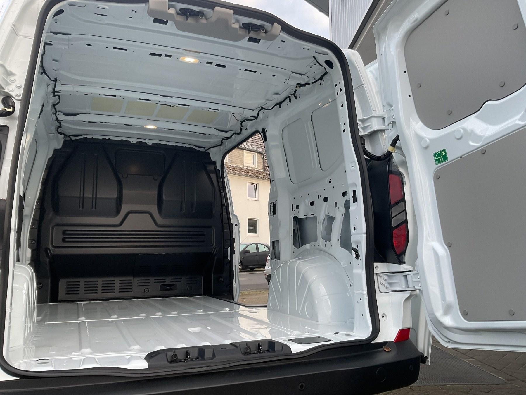 FORD 280 L1 Kastenwagen Trend *RFK*PDC FORD 280 L1 Kastenwagen Trend *RFK*PDC