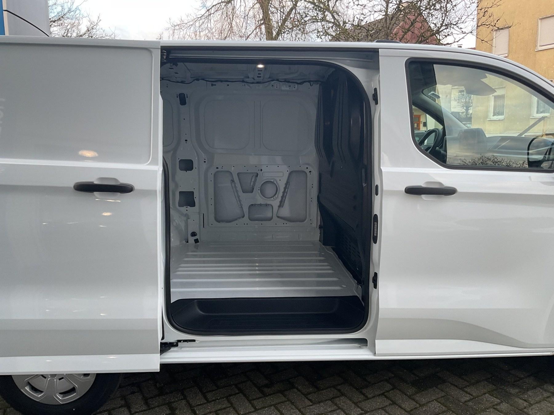 FORD 280 L1 Kastenwagen Trend *RFK*PDC FORD 280 L1 Kastenwagen Trend *RFK*PDC