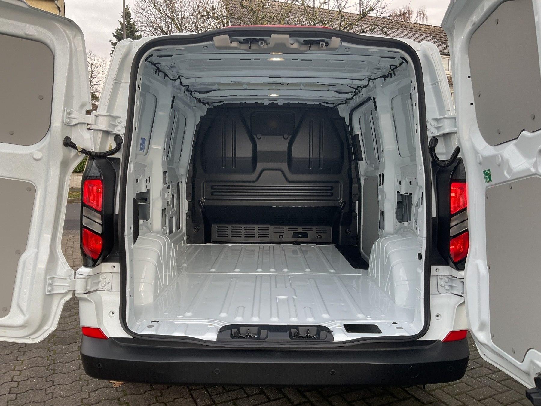 FORD 280 L1 Kastenwagen Trend *RFK*PDC FORD 280 L1 Kastenwagen Trend *RFK*PDC