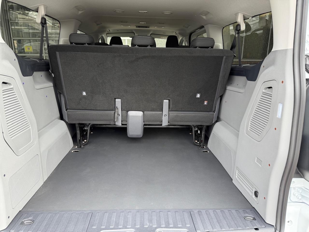 FORD KOMBI 320L2 TREND 2.0l 136 PS FORD KOMBI 320L2 TREND 2.0l 136 PS