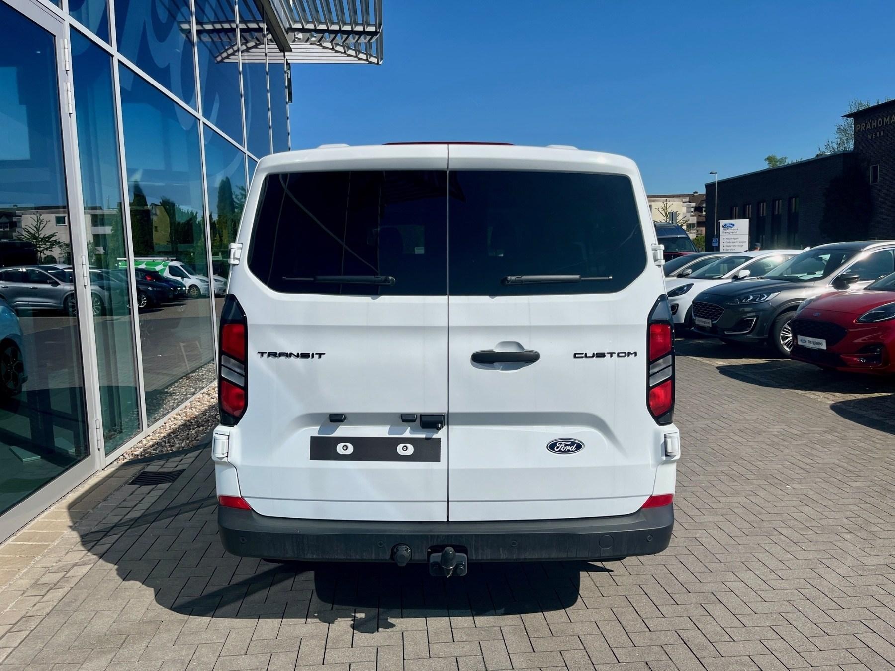 FORD Kombi 320L2 *9-Sitzer *Navi *AHK FORD Kombi 320L2 *9-Sitzer *Navi *AHK