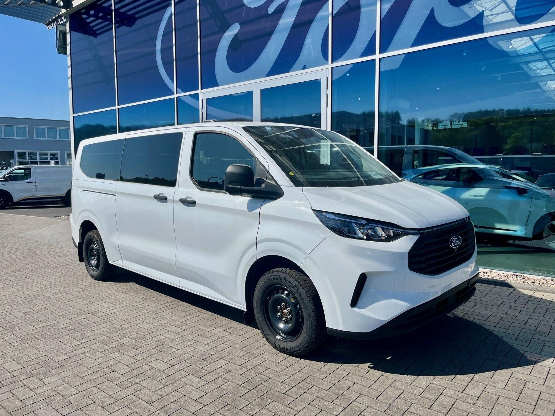 FORD Kombi 320L2 *9-Sitzer *Navi *AHK FORD Kombi 320L2 *9-Sitzer *Navi *AHK