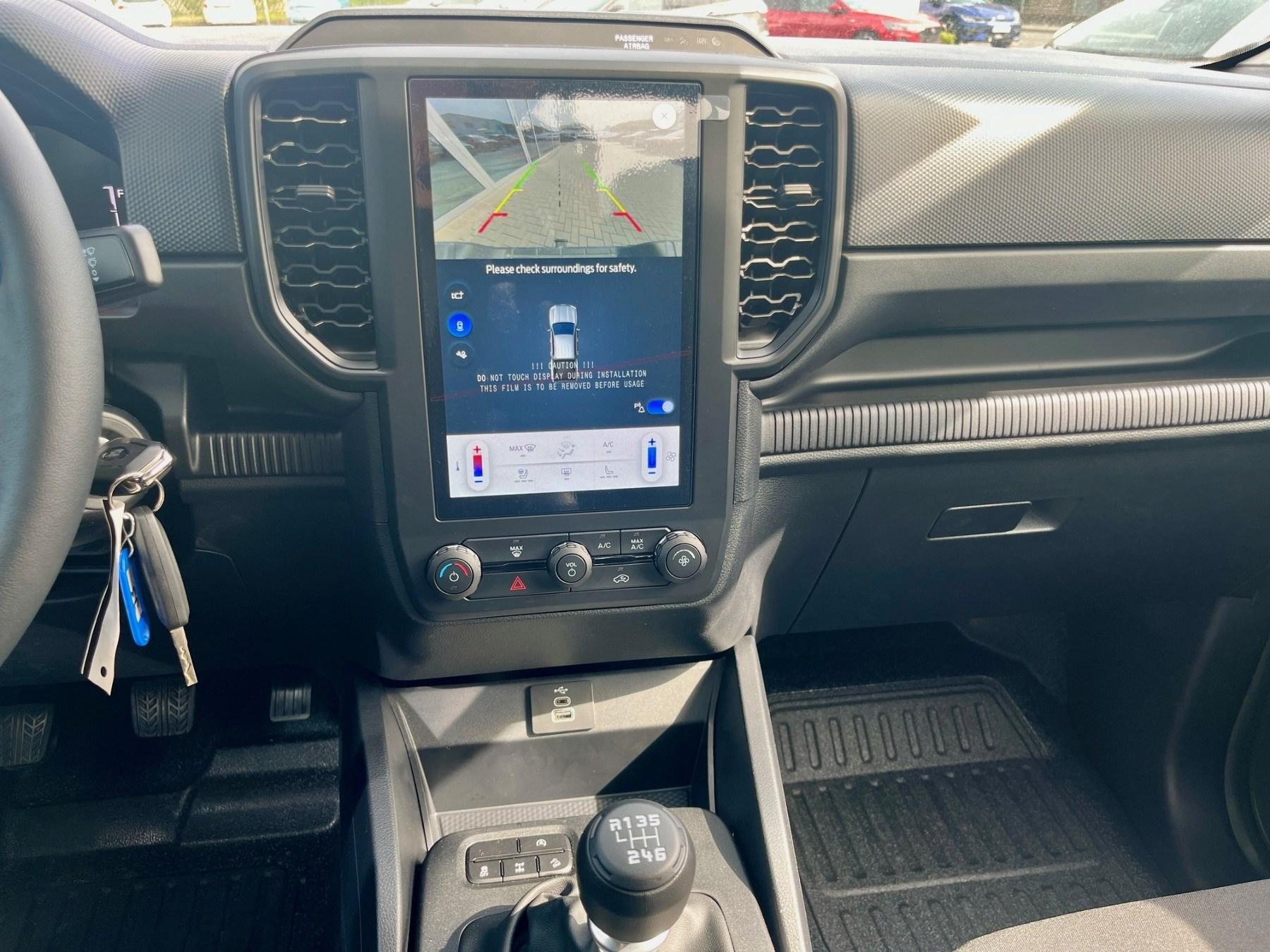 FORD 2.0 Ecoblue XL 4x4 Doppelkabine FORD 2.0 Ecoblue XL 4x4 Doppelkabine