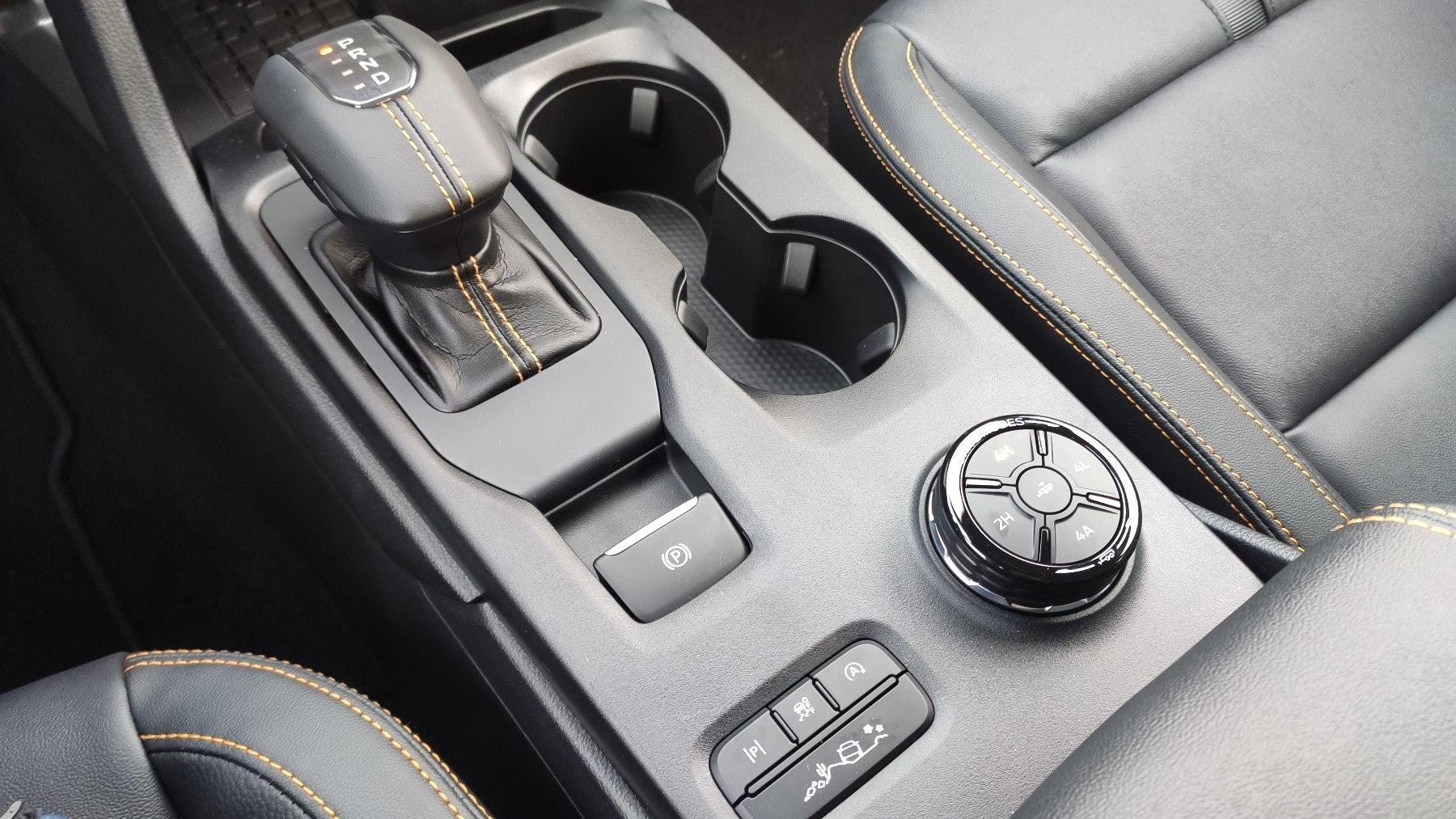 FORD D-KABINE WILDTRAK 205PS A10 E-4W FORD D-KABINE WILDTRAK 205PS A10 E-4W