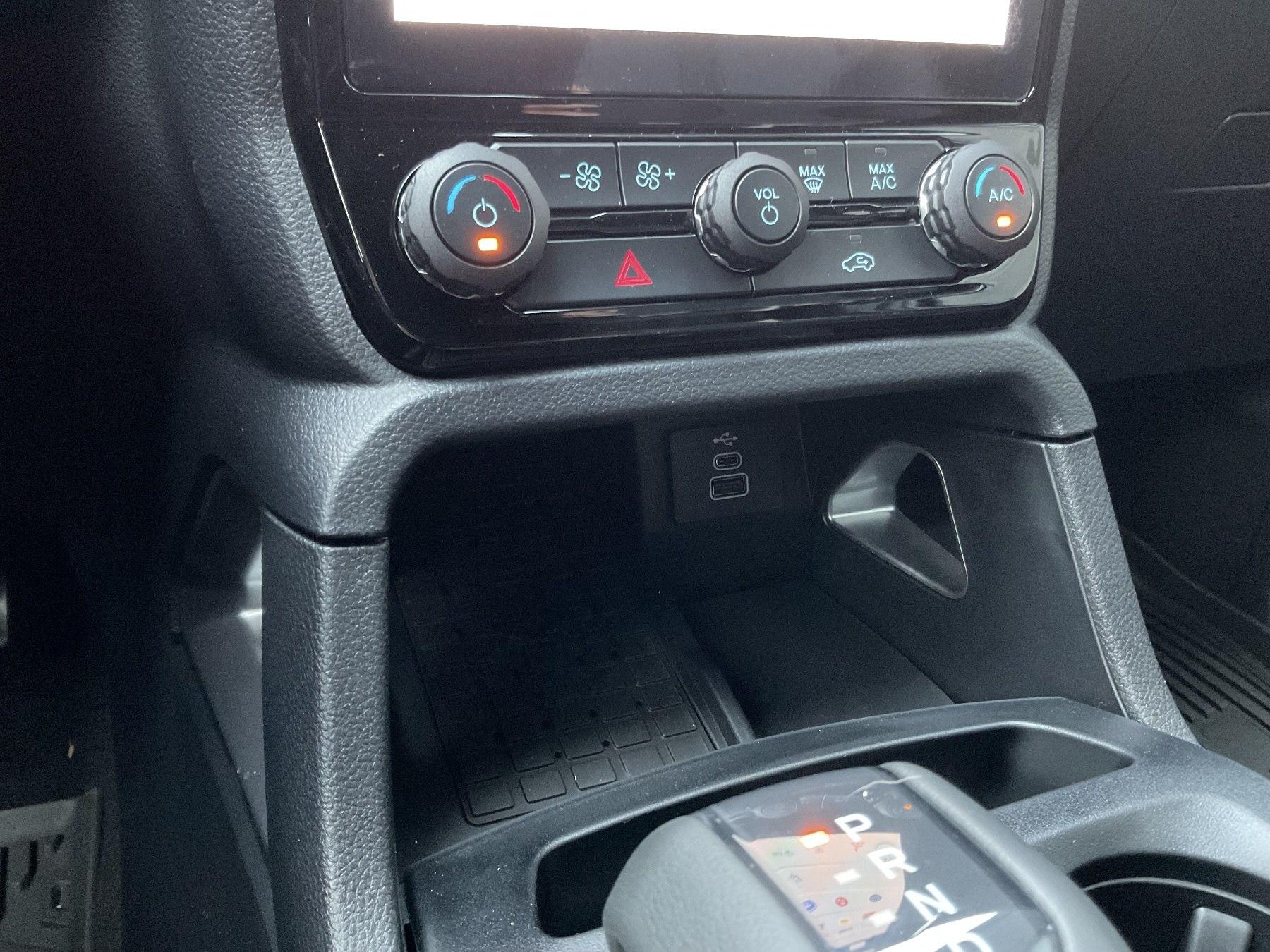 FORD Doppelkabine LKW Wildtrak 3.0l V6 FORD Doppelkabine LKW Wildtrak 3.0l V6