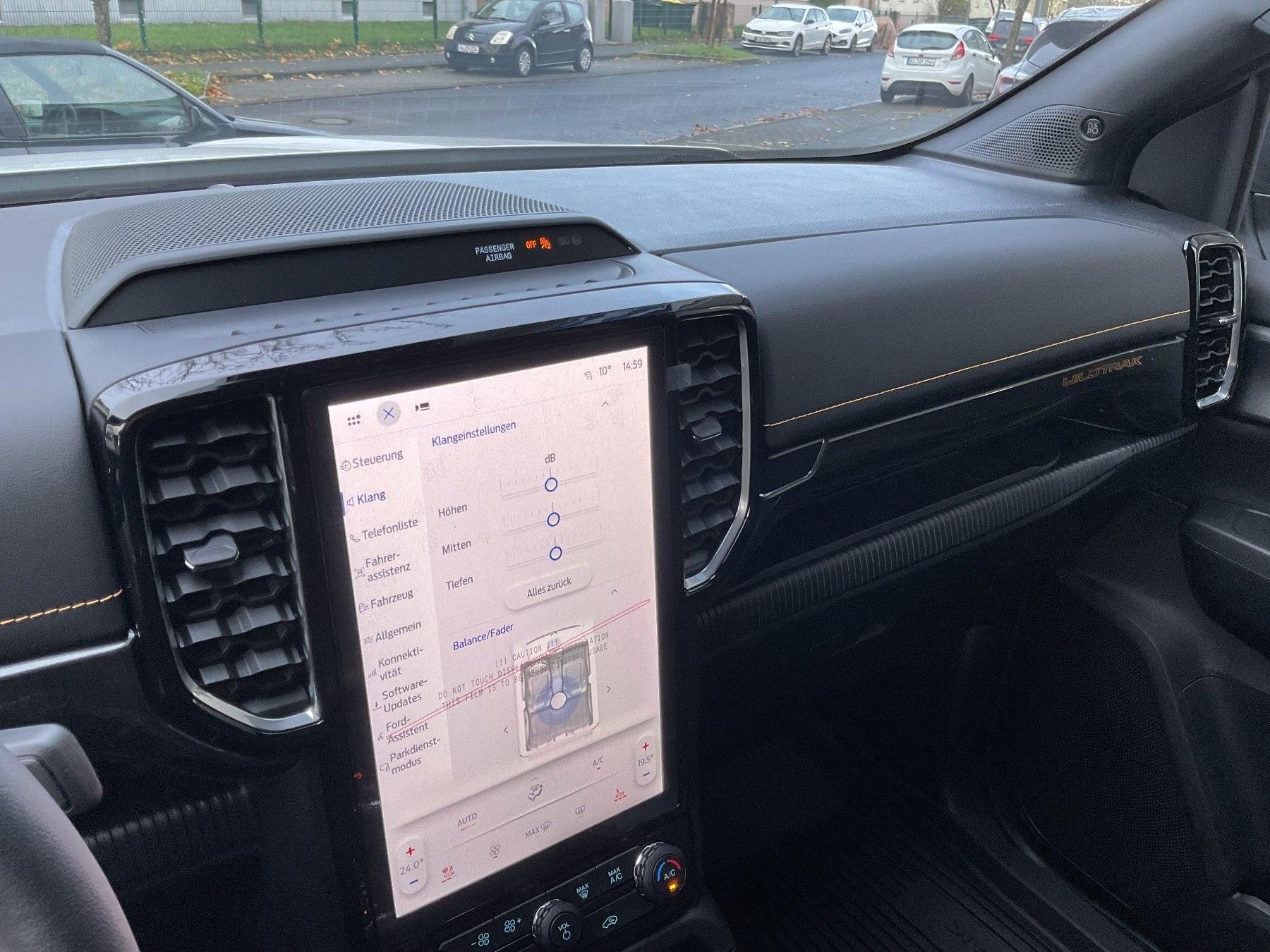 FORD Doppelkabine LKW Wildtrak 3.0l V6 FORD Doppelkabine LKW Wildtrak 3.0l V6