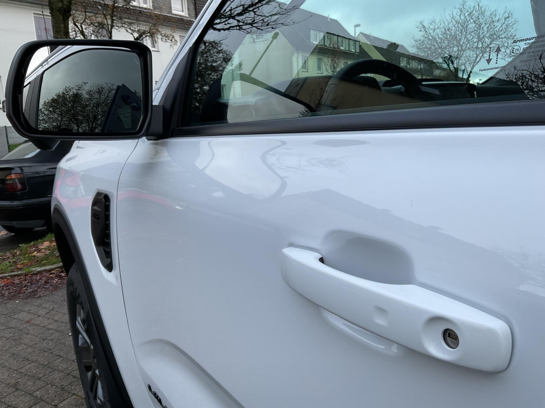 FORD Doppelkabine LKW Wildtrak 3.0l V6 FORD Doppelkabine LKW Wildtrak 3.0l V6