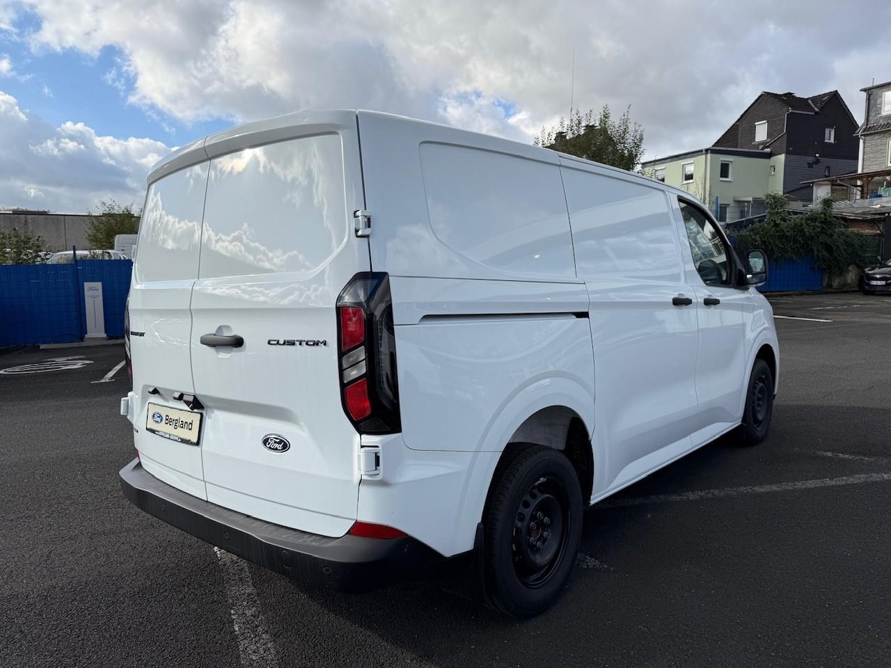 FORD Kastenwagen TREND PHEV 320L1 233PS Automatik FORD Kastenwagen TREND PHEV 320L1 233PS Automatik