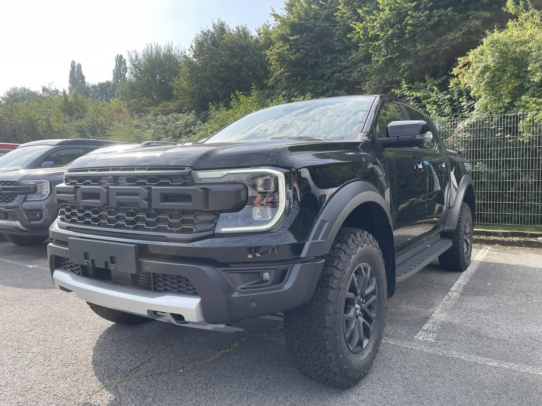 FORD D-Kabine