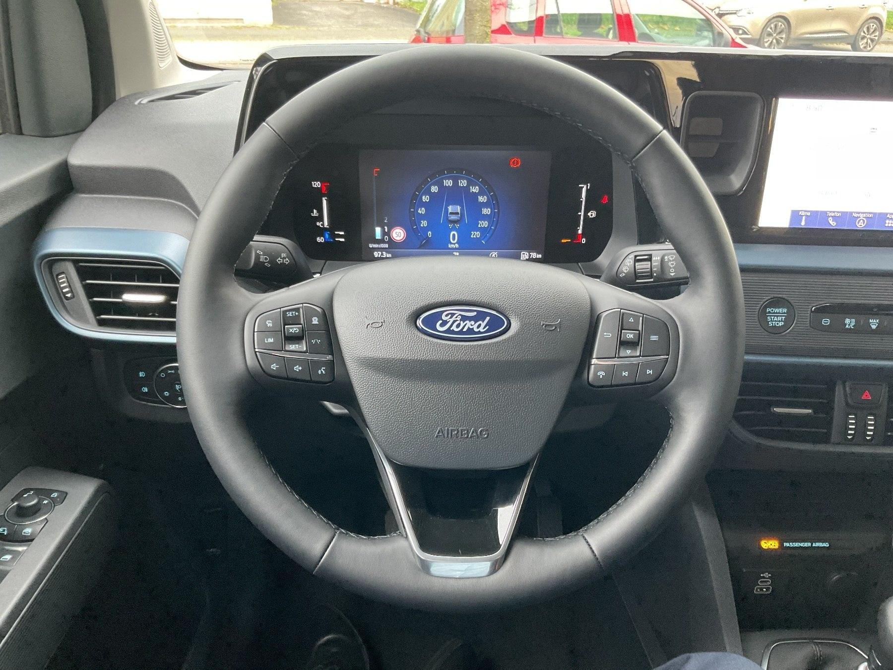 FORD Active *SHZ*ACC*NAVI*Ke*RFK*PDC* FORD Active *SHZ*ACC*NAVI*Ke*RFK*PDC*