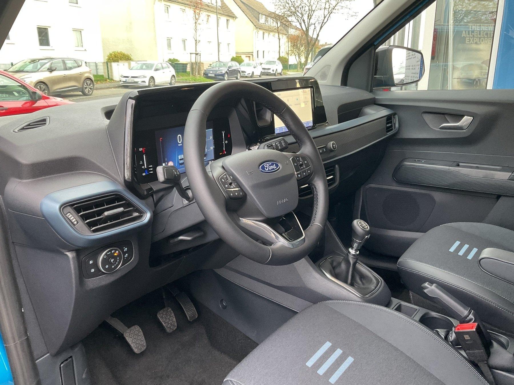 FORD Active *SHZ*ACC*NAVI*Ke*RFK*PDC* FORD Active *SHZ*ACC*NAVI*Ke*RFK*PDC*