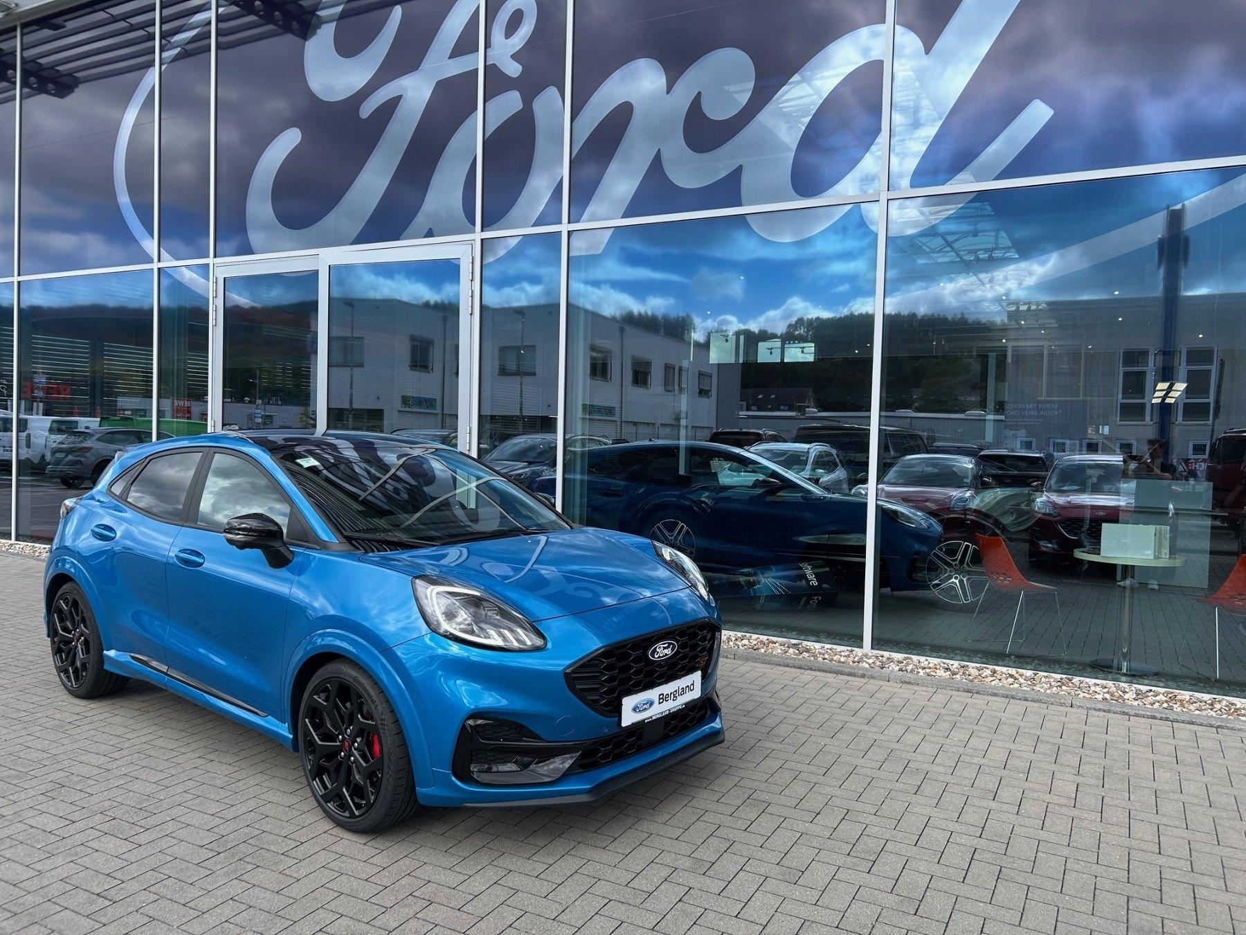 FORD ST *Panoramdach *AHK