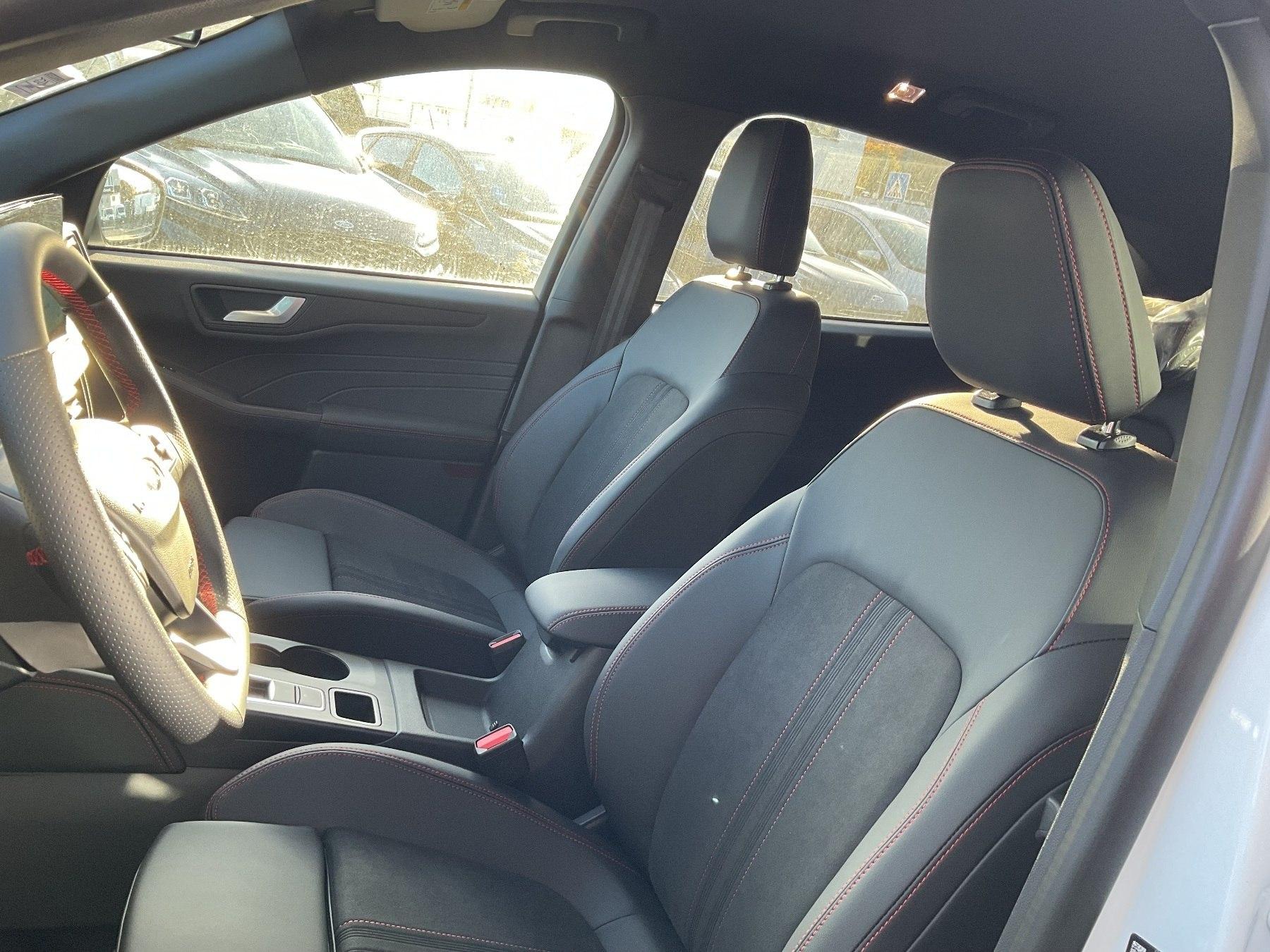 FORD ST-LINE X PHEV B&O LED-MATRIX WINTERPAKET FORD ST-LINE X PHEV B&O LED-MATRIX WINTERPAKET