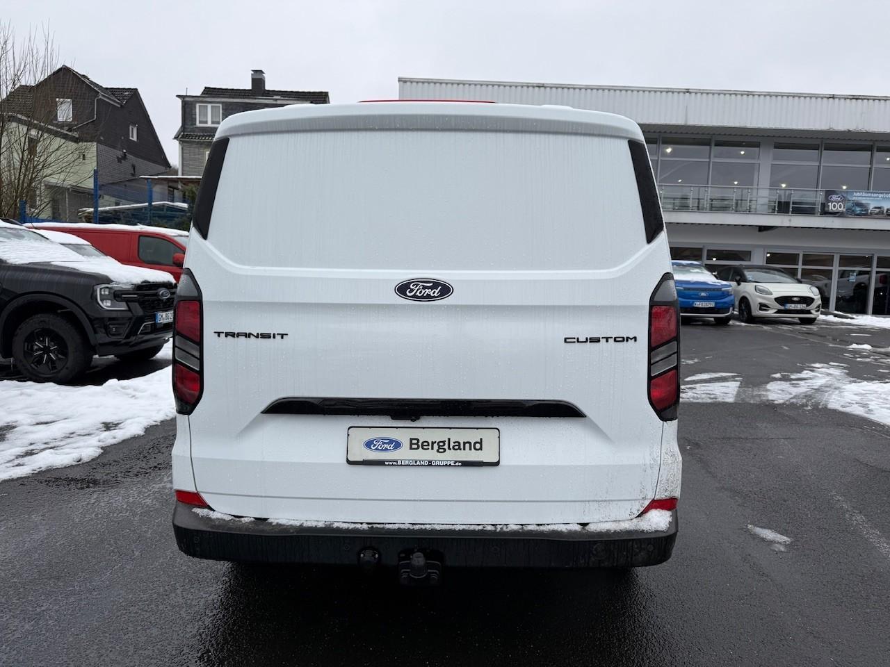 FORD 320L1 TREND Service Line 136PS FORD 320L1 TREND Service Line 136PS